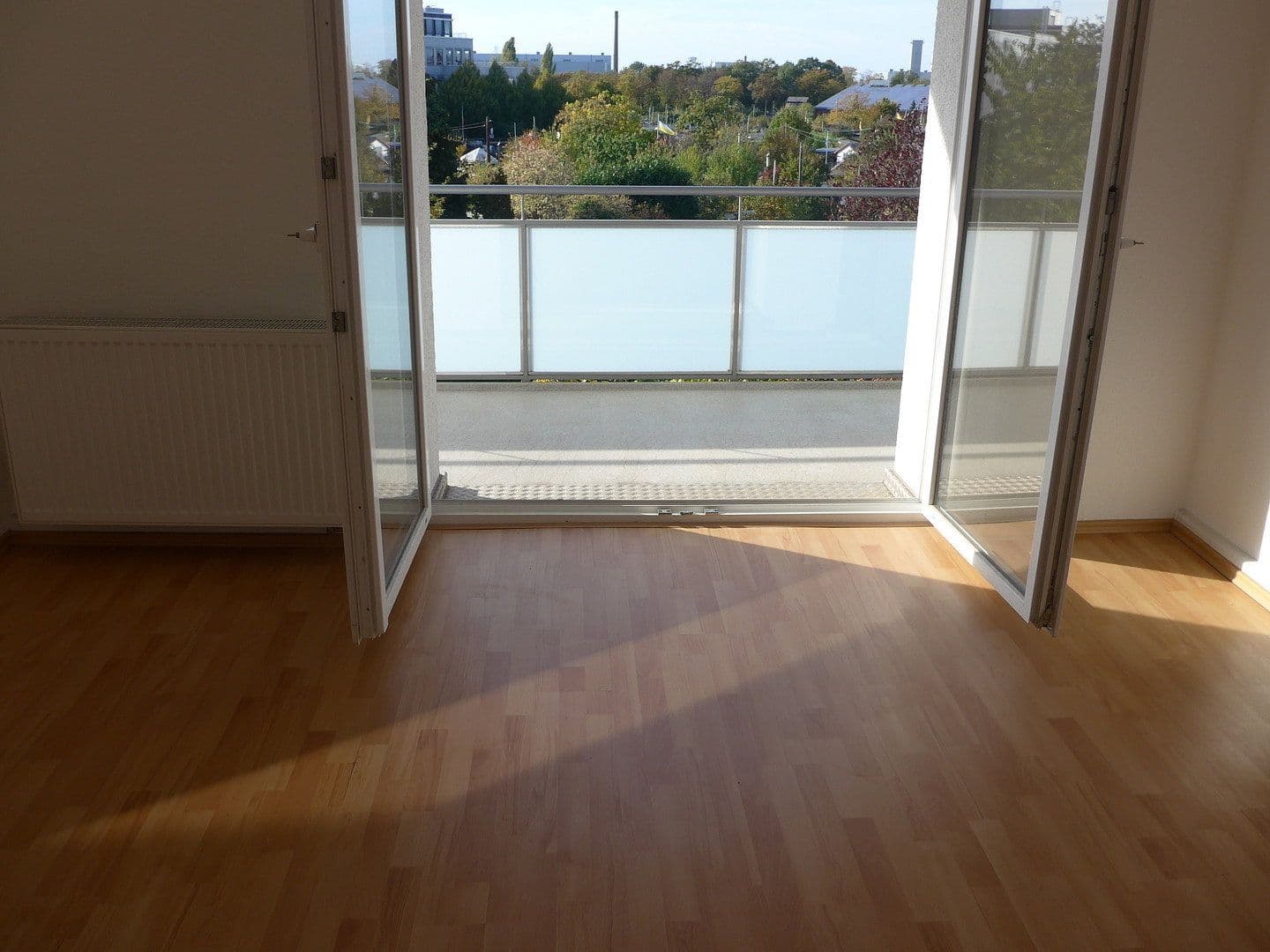 Pronájem bytu 1+kk 42 m², Düsseldorf, Severní Porýní-Vestfálsko Pronájem bytu 1+kk 42 m², Düsseldorf, Severní Porýní-Vestfálsko