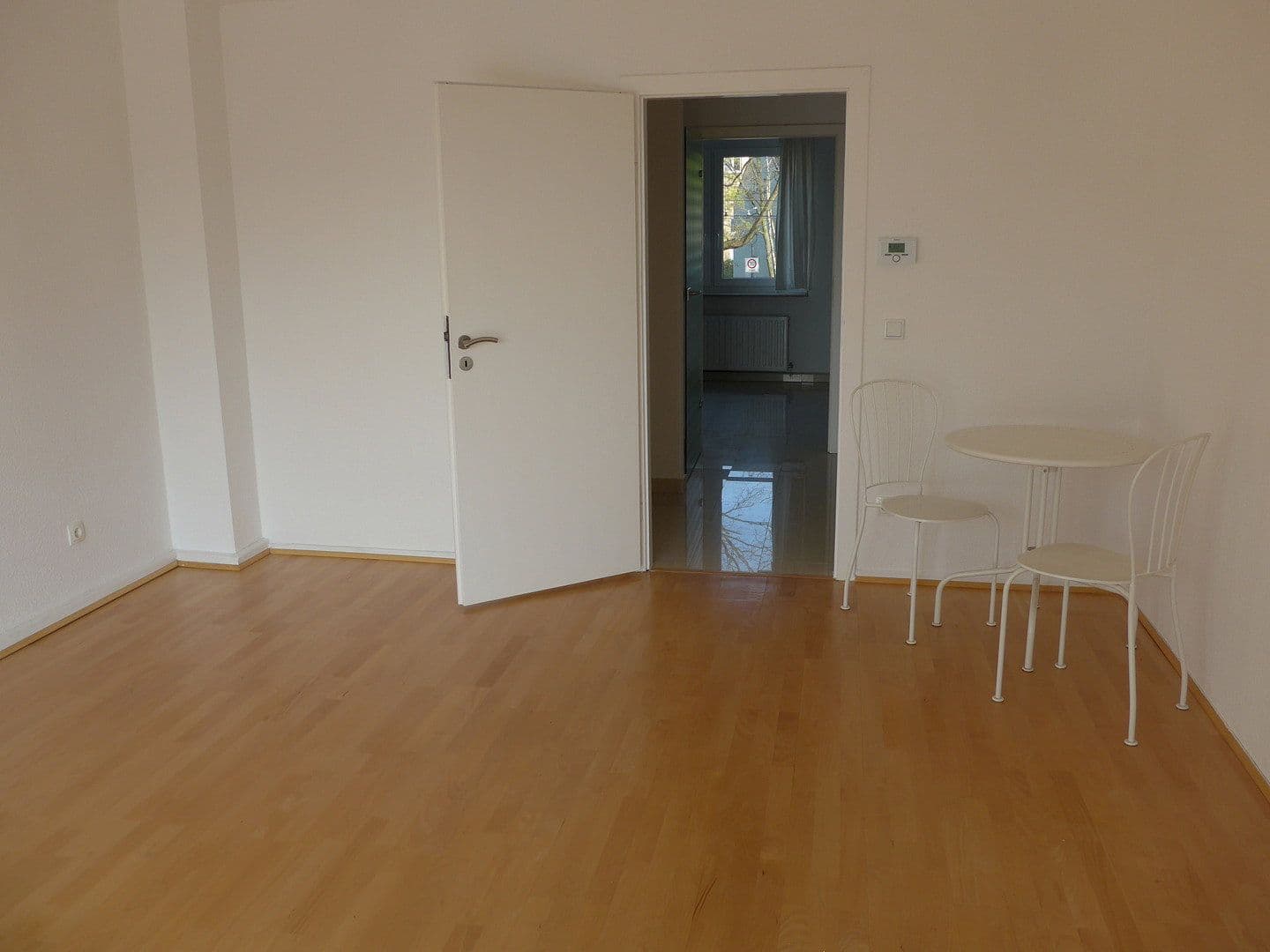 Pronájem bytu 1+kk 42 m², Düsseldorf, Severní Porýní-Vestfálsko Pronájem bytu 1+kk 42 m², Düsseldorf, Severní Porýní-Vestfálsko
