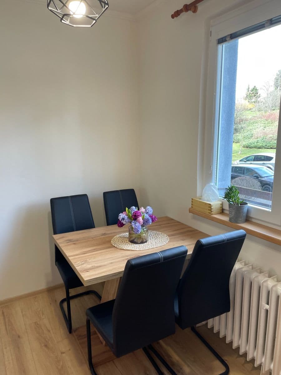 Pronájem bytu 3+1 68 m², V Úžlabině, Praha, Praha Pronájem bytu 3+1 68 m², V Úžlabině, Praha, Praha