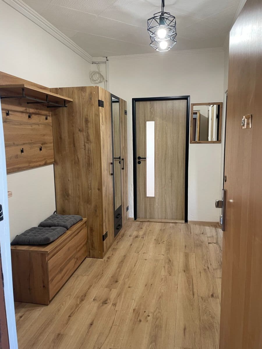 Pronájem bytu 3+1 68 m², V Úžlabině, Praha, Praha Pronájem bytu 3+1 68 m², V Úžlabině, Praha, Praha