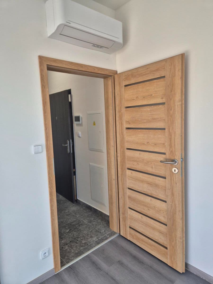 Prodej bytu 1+kk 38 m², Pražská, Kolín, Středočeský kraj Prodej bytu 1+kk 38 m², Pražská, Kolín, Středočeský kraj
