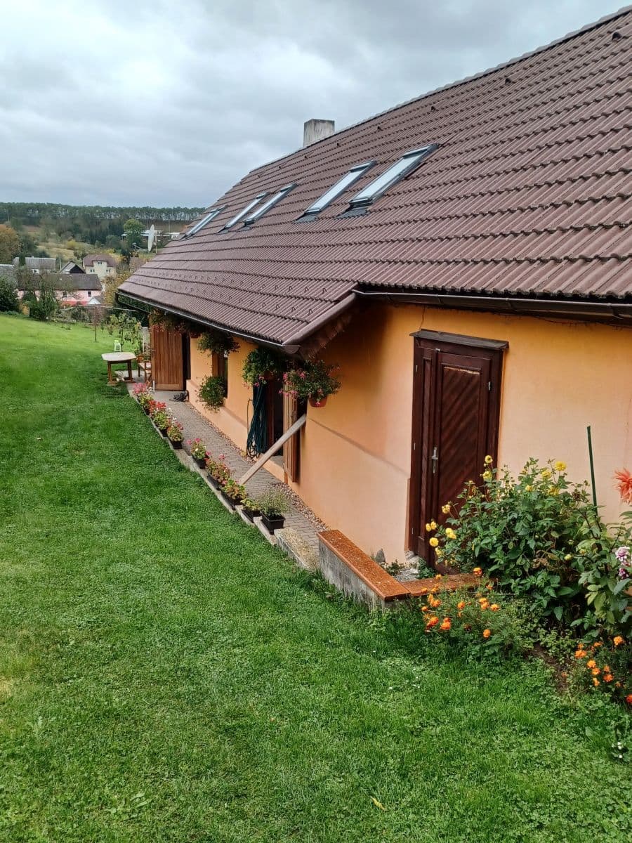 Prodej chaty, chalupy 130 m², pozemek 1.850 m², Bohdaneč, Středočeský kraj Prodej chaty, chalupy 130 m², pozemek 1.850 m², Bohdaneč, Středočeský kraj