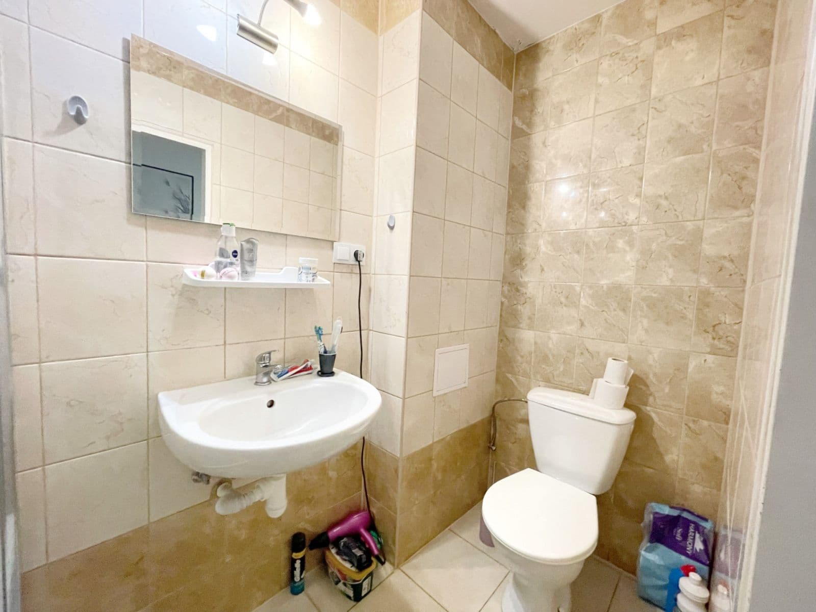 Pronájem bytu 1+1 42 m², Husitská, Praha, Praha Pronájem bytu 1+1 42 m², Husitská, Praha, Praha