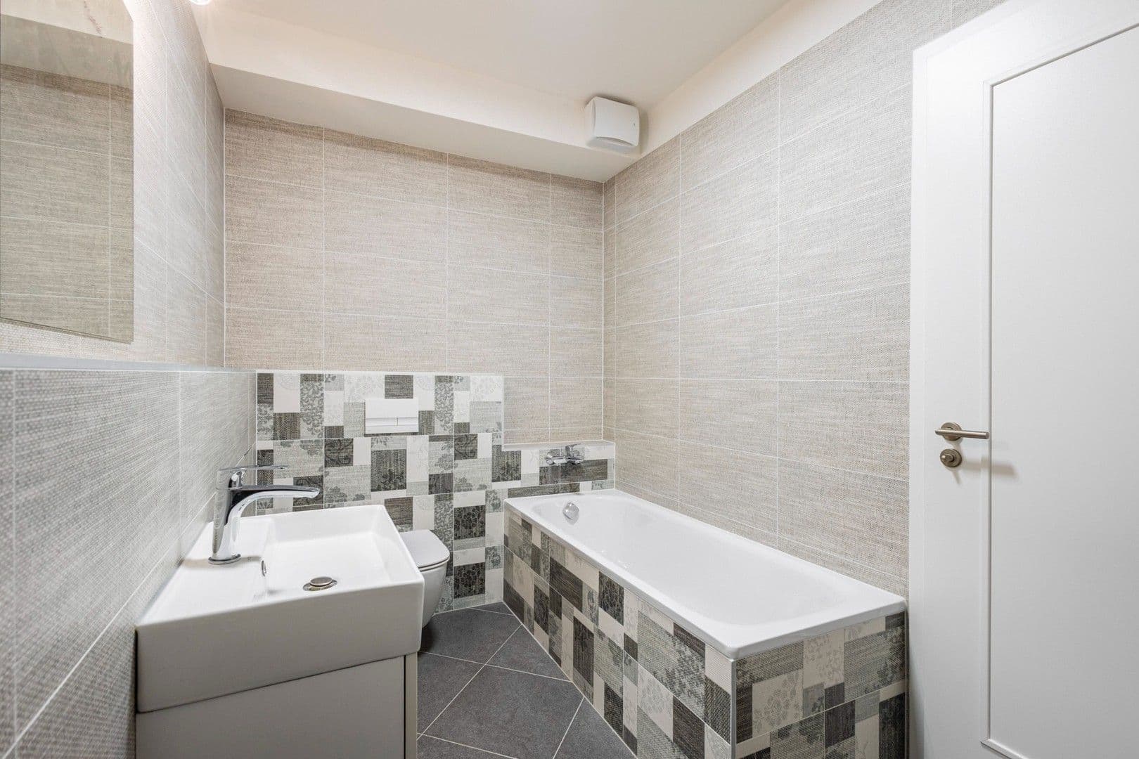 Pronájem bytu 2+kk 58 m², Stočesova, Praha, Praha Pronájem bytu 2+kk 58 m², Stočesova, Praha, Praha