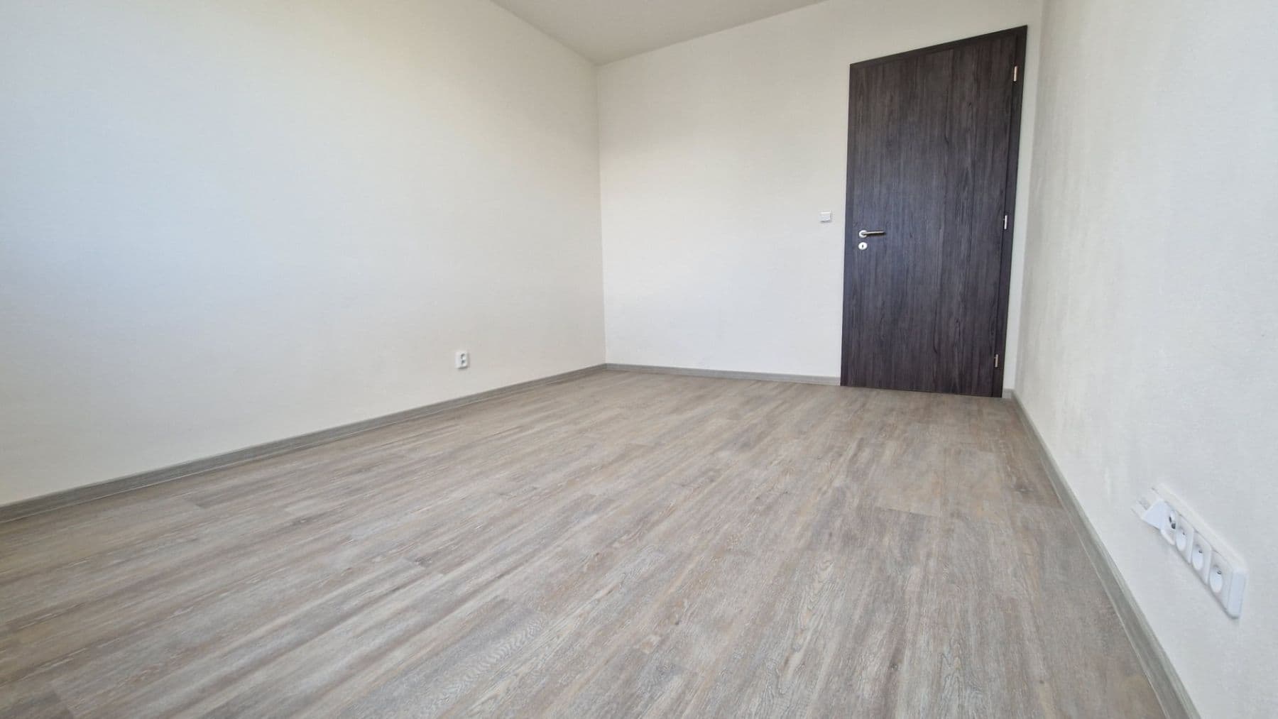 Pronájem bytu 2+kk 55 m², Studentská, Plzeň, Plzeňský kraj Pronájem bytu 2+kk 55 m², Studentská, Plzeň, Plzeňský kraj
