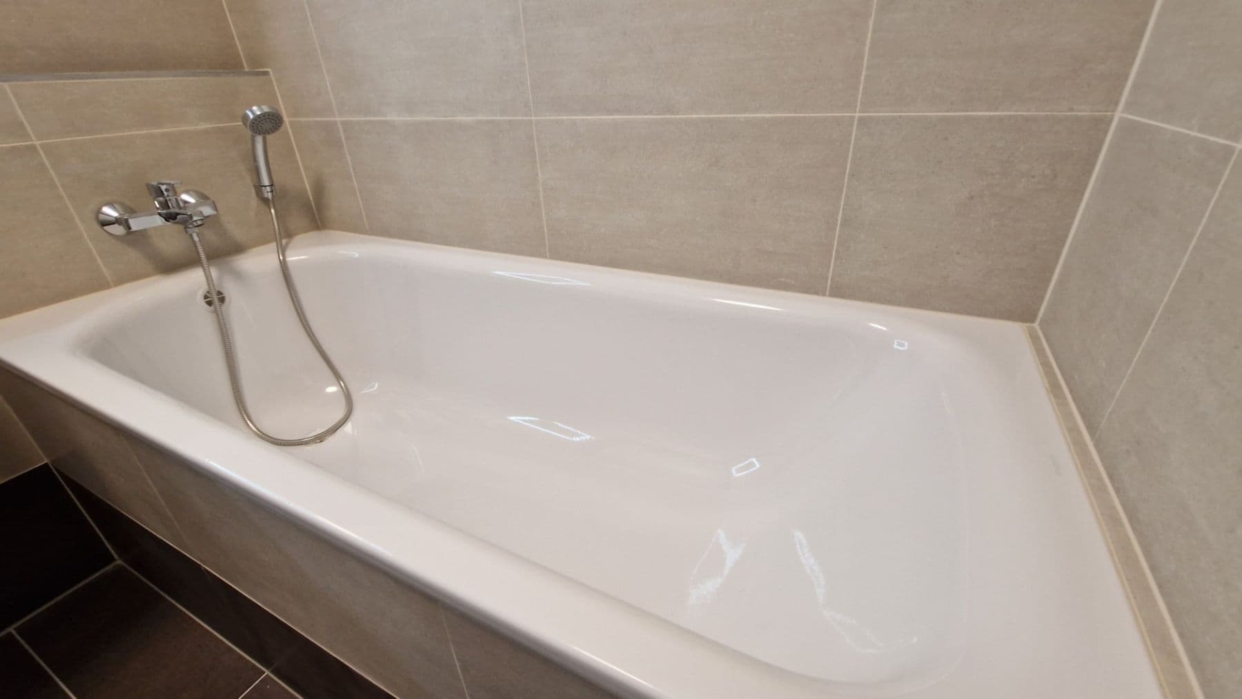 Pronájem bytu 2+kk 55 m², Studentská, Plzeň, Plzeňský kraj Pronájem bytu 2+kk 55 m², Studentská, Plzeň, Plzeňský kraj