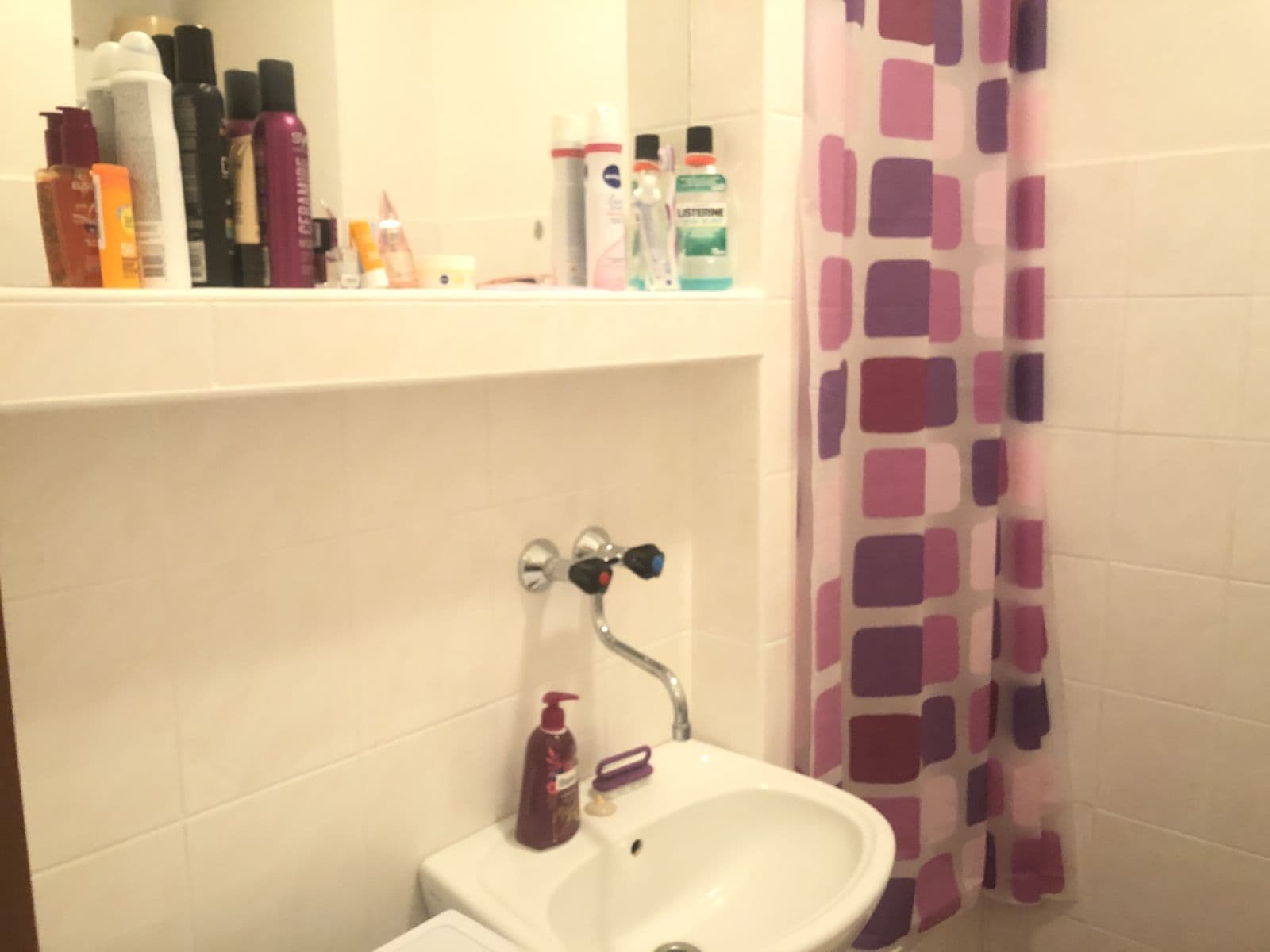Pronájem bytu 1+kk 50 m², Na hrázi, Olomouc, Olomoucký kraj Pronájem bytu 1+kk 50 m², Na hrázi, Olomouc, Olomoucký kraj