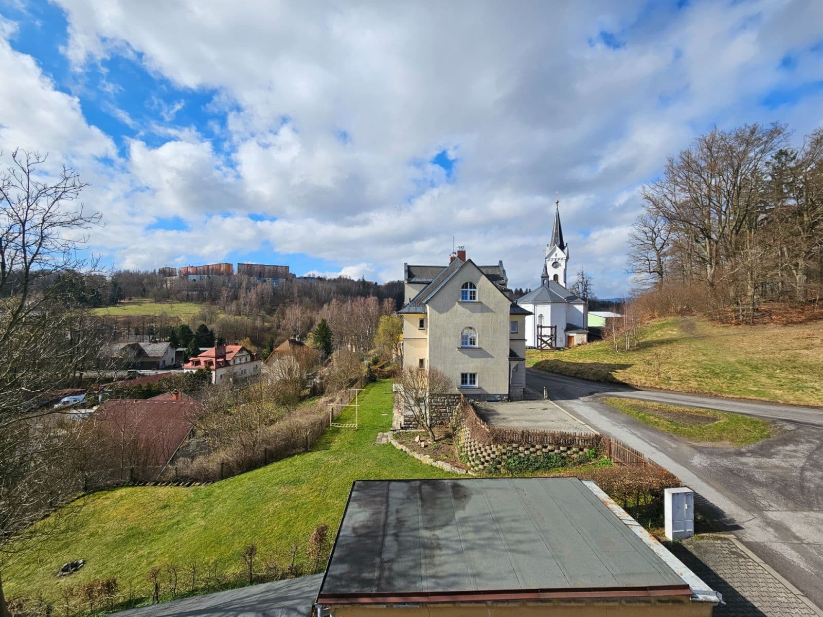 Pronájem bytu 4+1 85 m², Na Zvonku, Liberec, Liberecký kraj Pronájem bytu 4+1 85 m², Na Zvonku, Liberec, Liberecký kraj