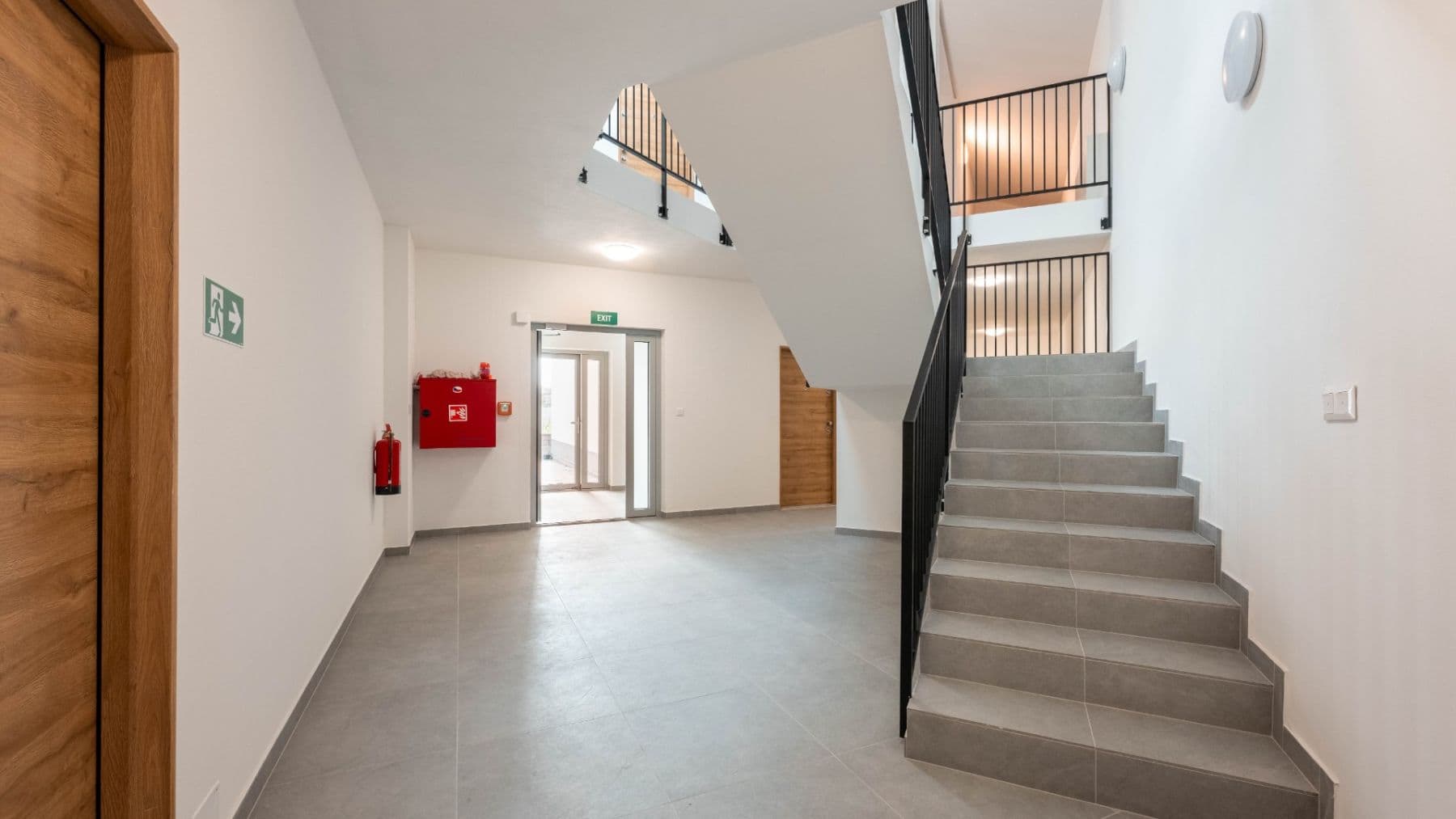 Prodej bytu 1+kk 32 m², Faměrovo náměstí, Brno, Jihomoravský kraj Prodej bytu 1+kk 32 m², Faměrovo náměstí, Brno, Jihomoravský kraj