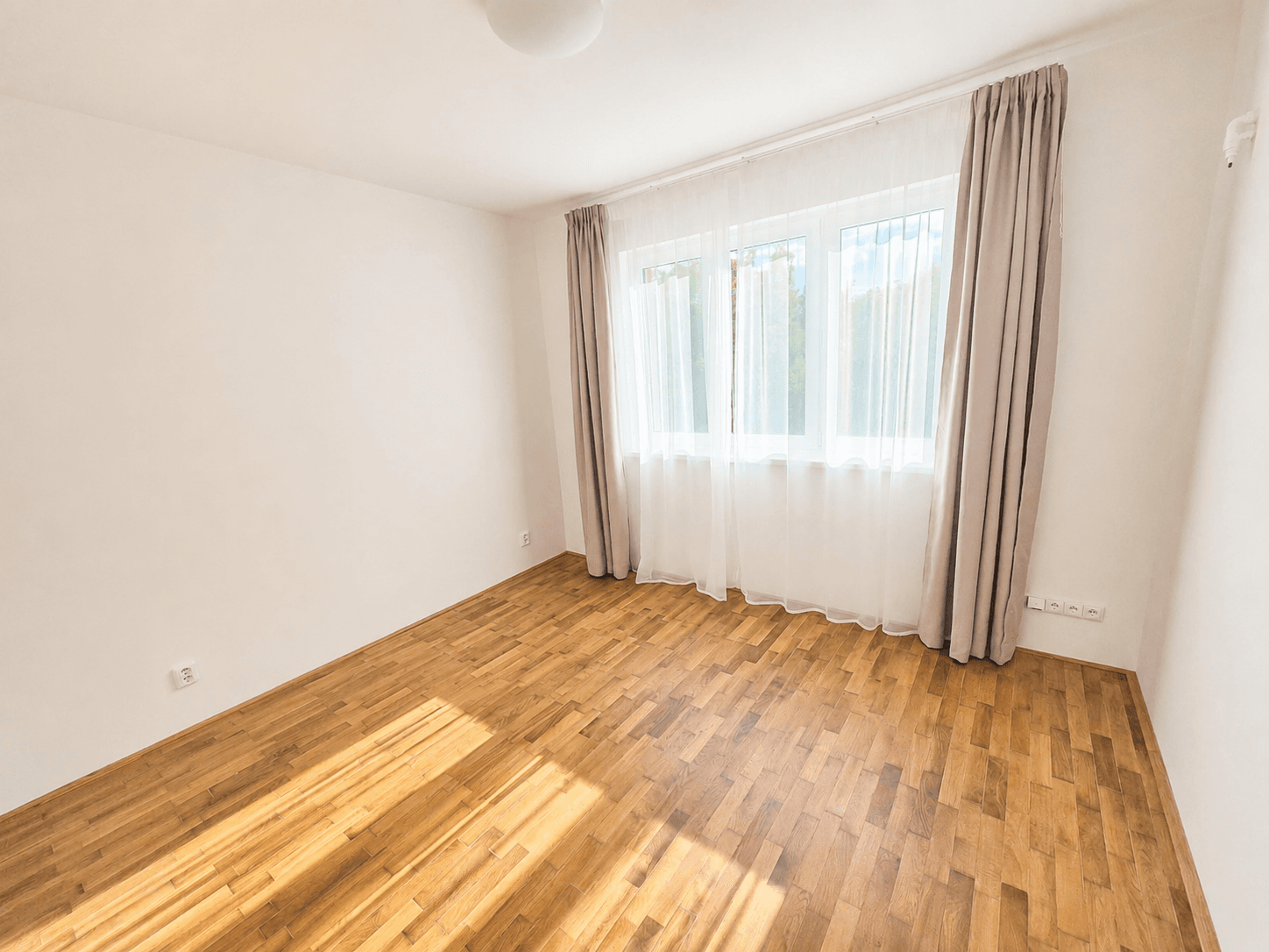 Pronájem bytu 2+1 52 m², Štěchovická, Praha, Praha Pronájem bytu 2+1 52 m², Štěchovická, Praha, Praha