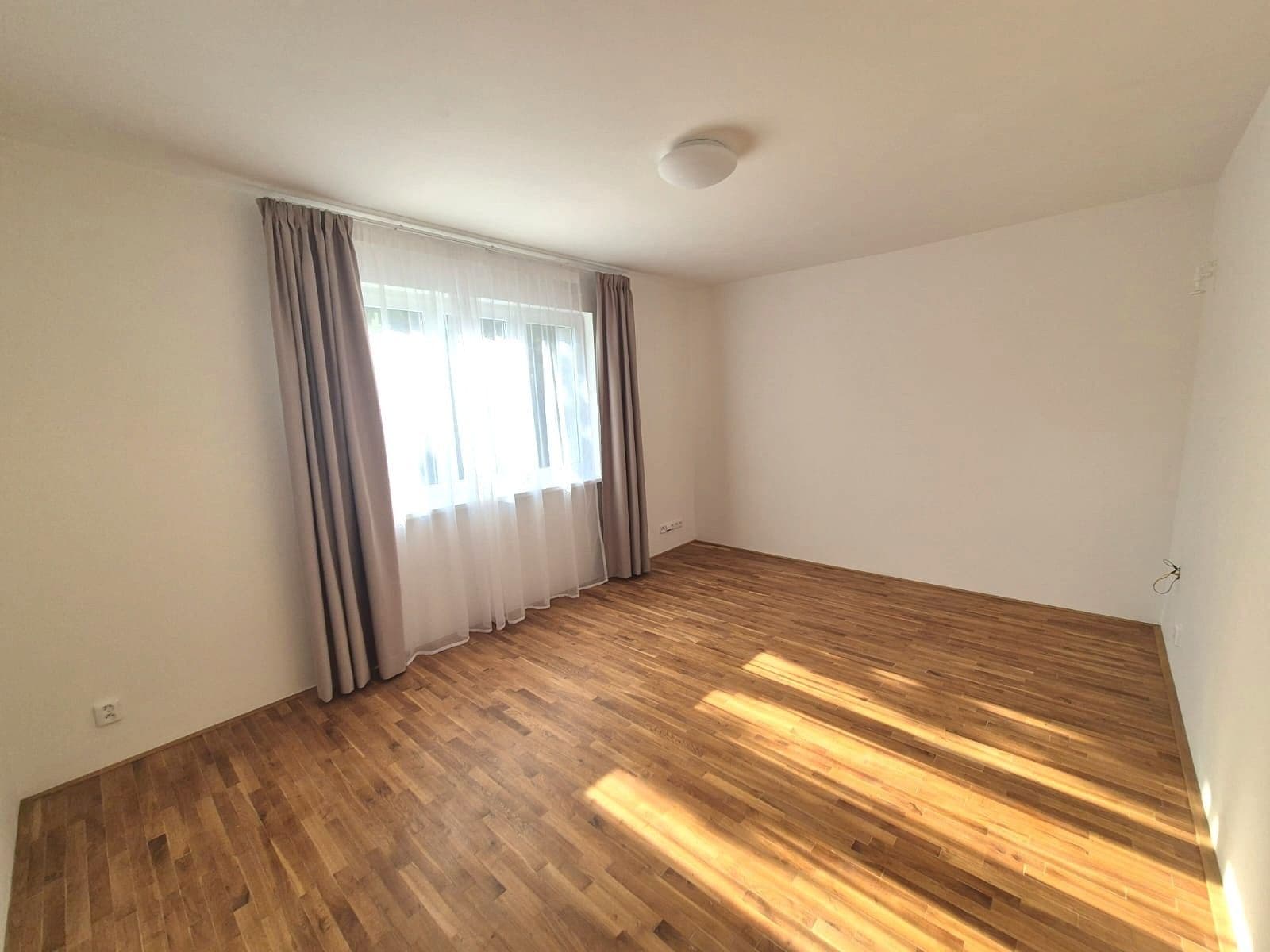 Pronájem bytu 2+1 52 m², Štěchovická, Praha, Praha Pronájem bytu 2+1 52 m², Štěchovická, Praha, Praha