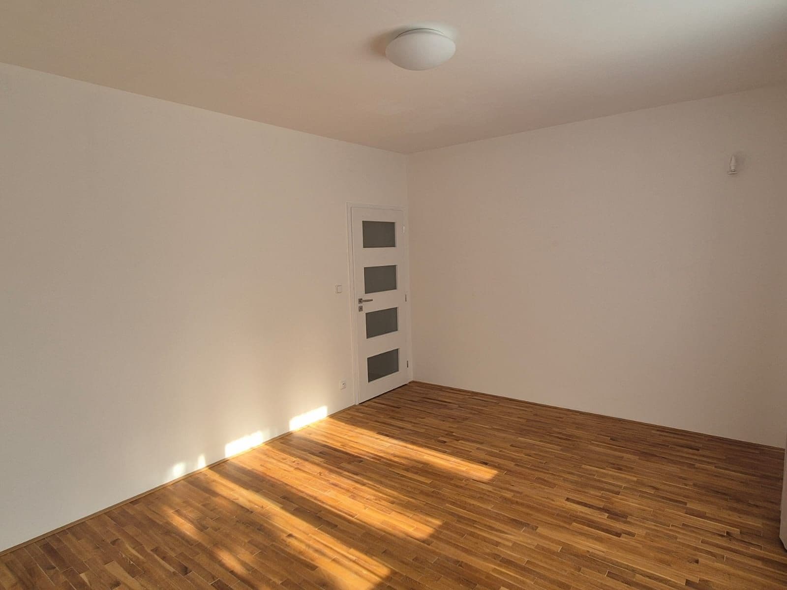 Pronájem bytu 2+1 52 m², Štěchovická, Praha, Praha Pronájem bytu 2+1 52 m², Štěchovická, Praha, Praha