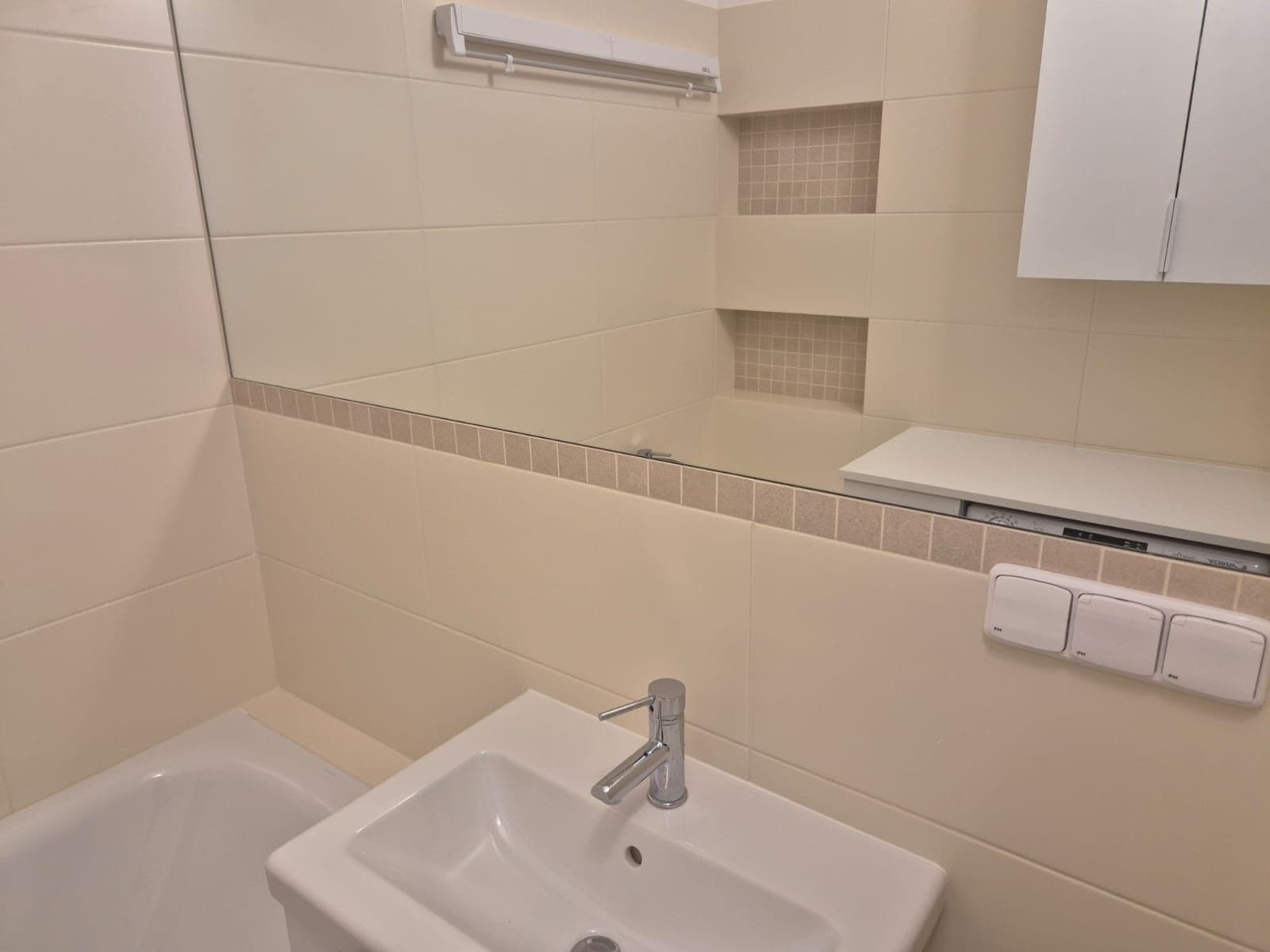 Pronájem bytu 2+1 52 m², Štěchovická, Praha, Praha Pronájem bytu 2+1 52 m², Štěchovická, Praha, Praha