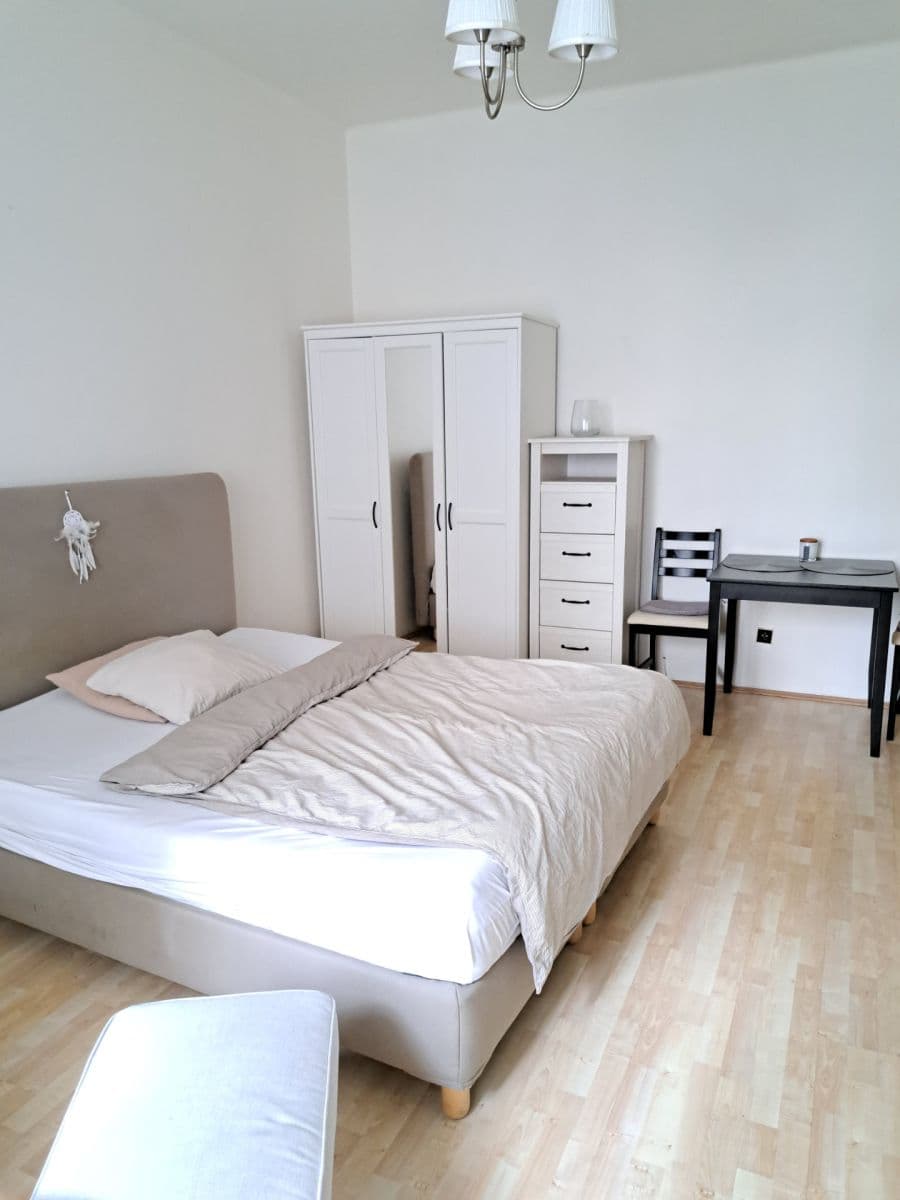 Pronájem bytu 1+kk 32 m², Vinohradská, Praha, Praha Pronájem bytu 1+kk 32 m², Vinohradská, Praha, Praha