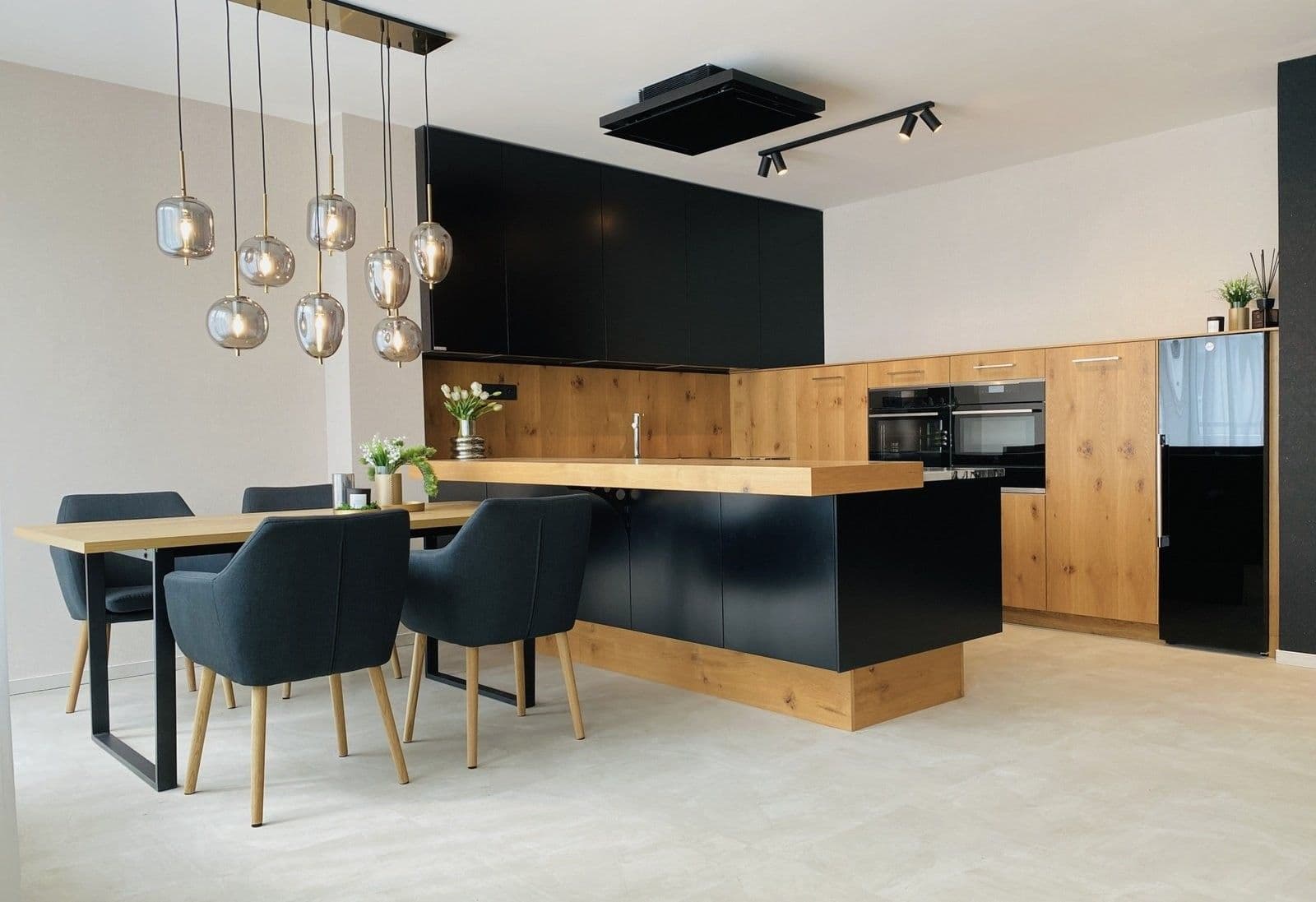 Prodej bytu 3+kk 118 m², V Zeleném údolí, Praha, Praha Prodej bytu 3+kk 118 m², V Zeleném údolí, Praha, Praha