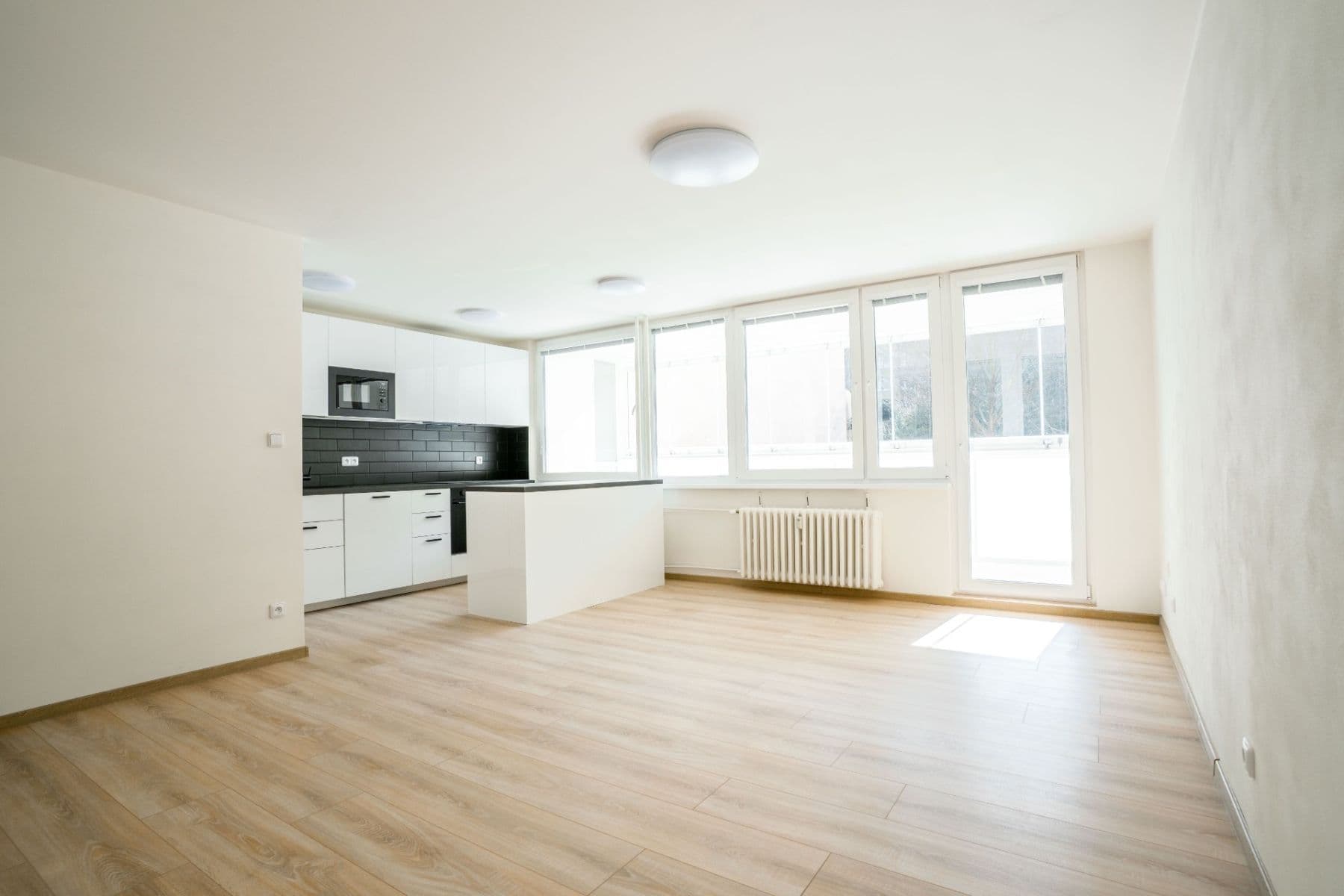 Prodej bytu 3+1 86 m², Janského, Praha, Praha Prodej bytu 3+1 86 m², Janského, Praha, Praha