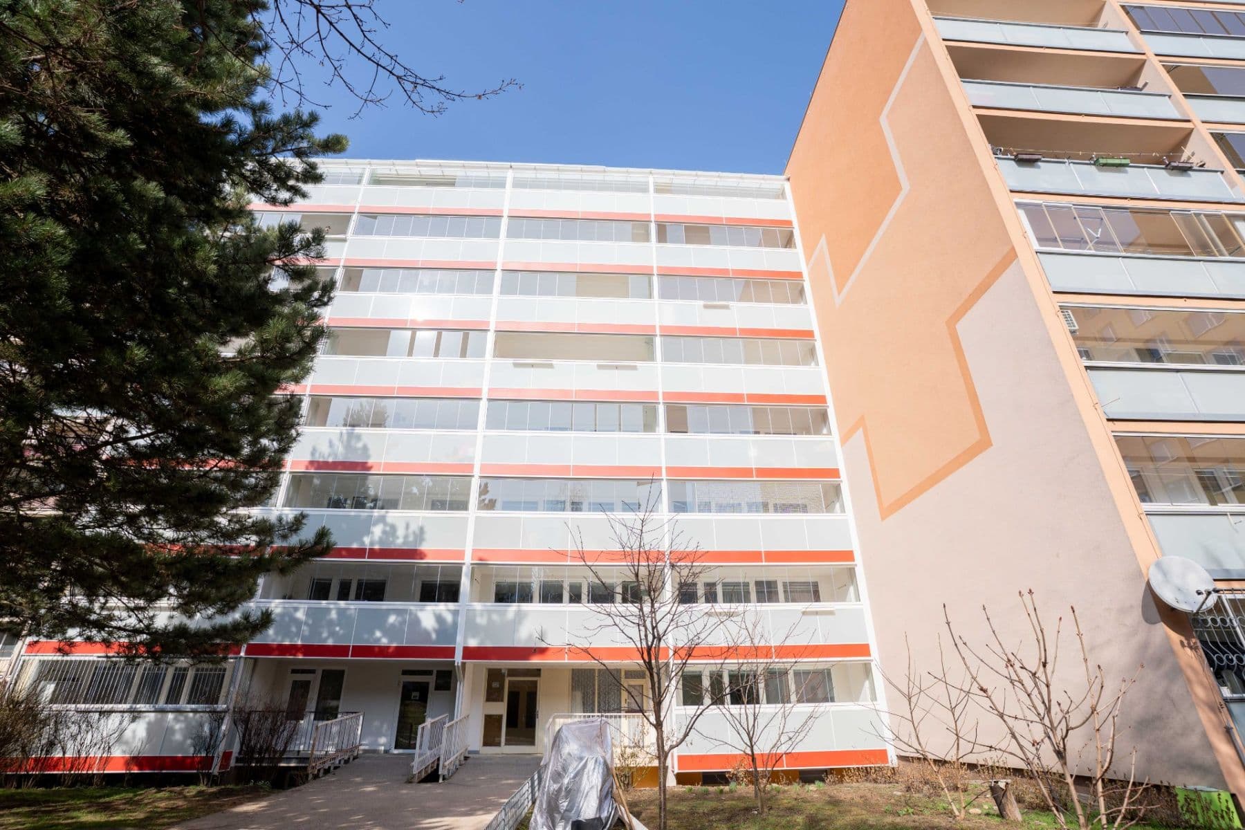 Prodej bytu 3+1 86 m², Janského, Praha, Praha Prodej bytu 3+1 86 m², Janského, Praha, Praha