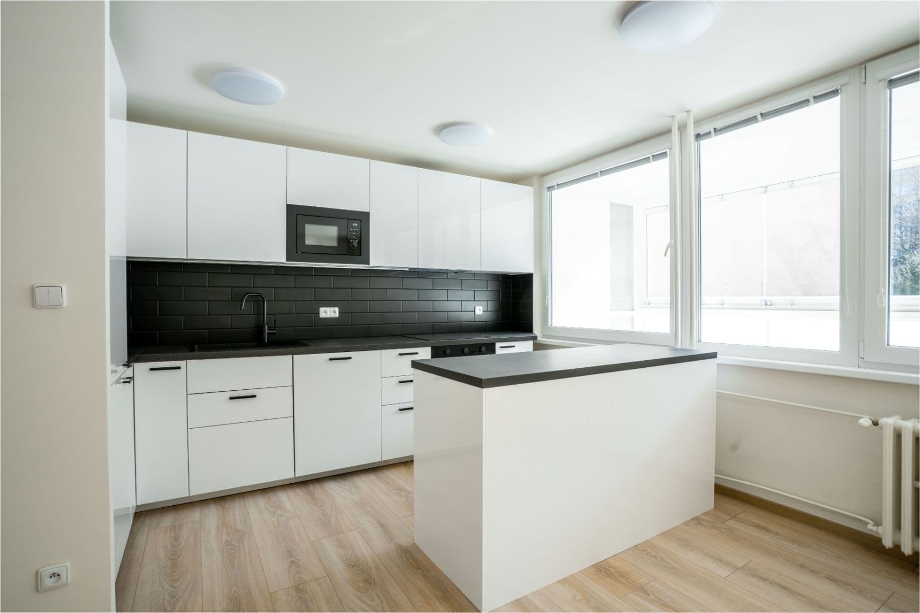 Prodej bytu 3+1 86 m², Janského, Praha, Praha Prodej bytu 3+1 86 m², Janského, Praha, Praha