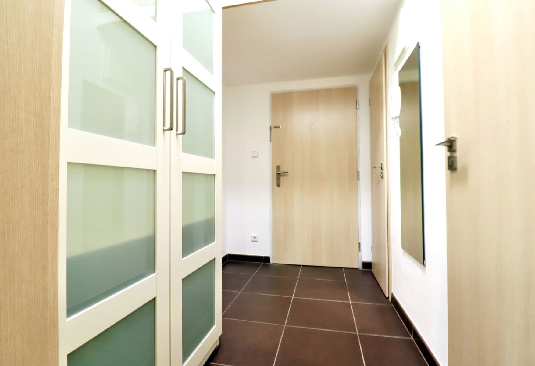 Pronájem bytu 1+1 37 m², Mládeže, Praha, Praha Pronájem bytu 1+1 37 m², Mládeže, Praha, Praha