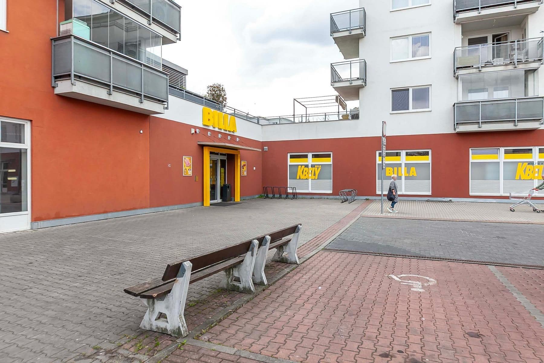 Prodej bytu 2+kk 42 m², Martinická, Praha, Praha Prodej bytu 2+kk 42 m², Martinická, Praha, Praha