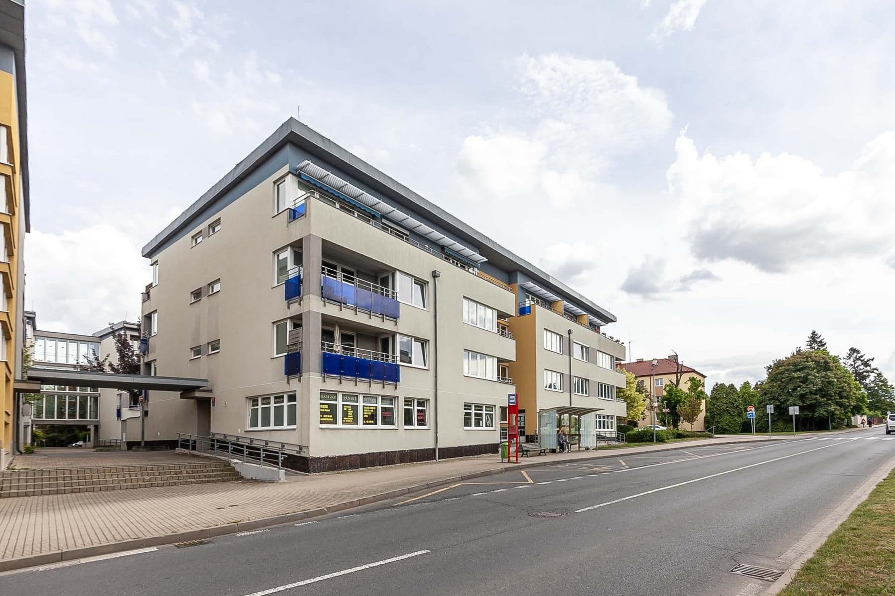 Prodej bytu 2+kk 42 m², Martinická, Praha, Praha Prodej bytu 2+kk 42 m², Martinická, Praha, Praha