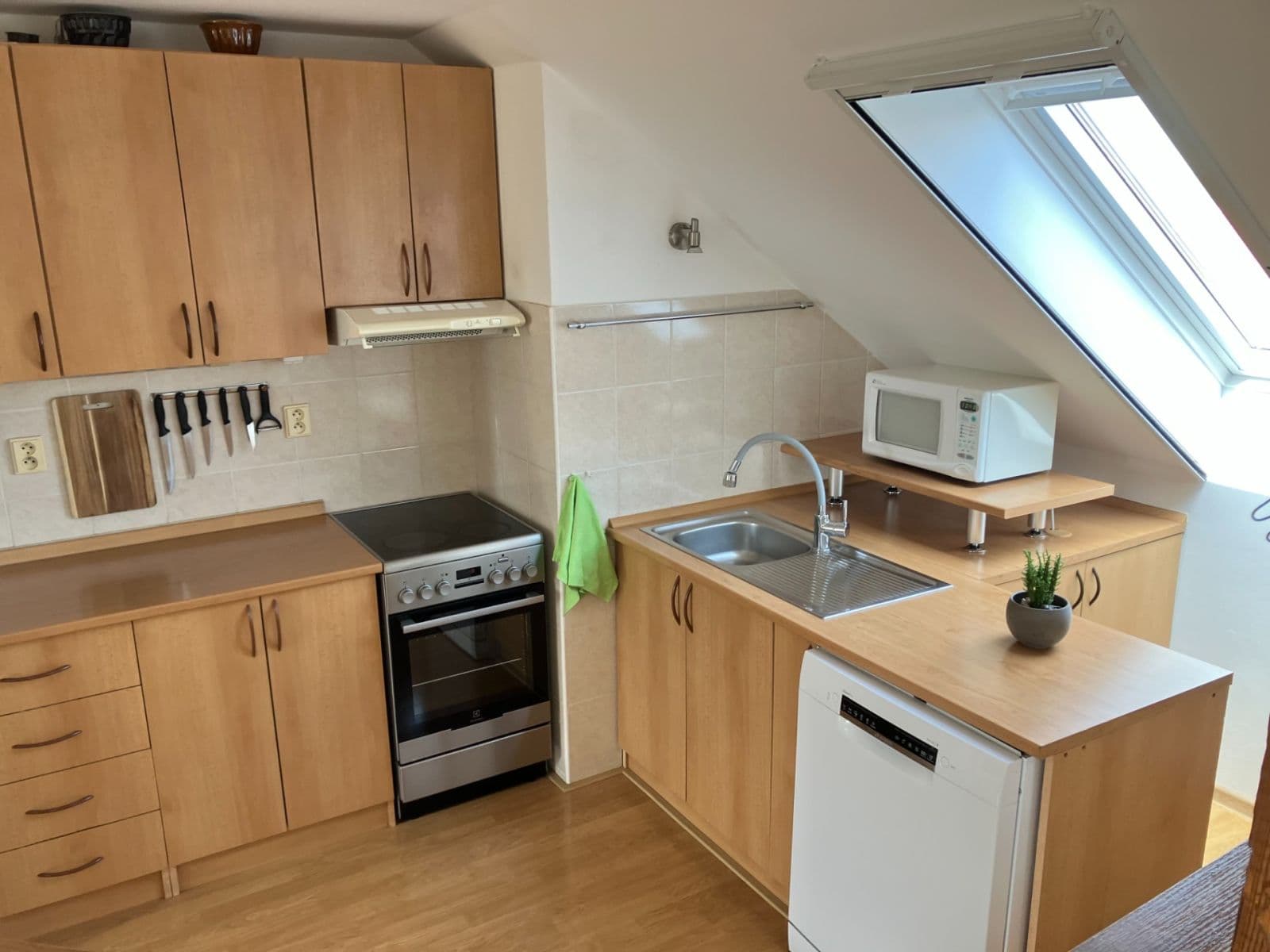 Prodej bytu 3+kk 101 m², Dělnická, Břeclav, Jihomoravský kraj Prodej bytu 3+kk 101 m², Dělnická, Břeclav, Jihomoravský kraj