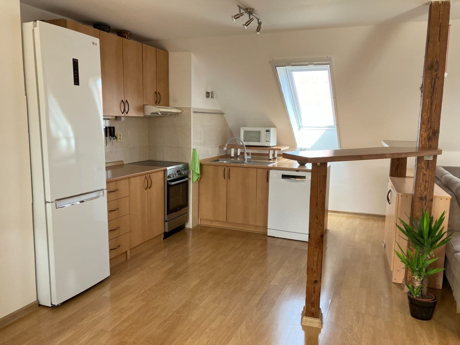 Prodej bytu 3+kk 101 m², Dělnická, Břeclav, Jihomoravský kraj Prodej bytu 3+kk 101 m², Dělnická, Břeclav, Jihomoravský kraj