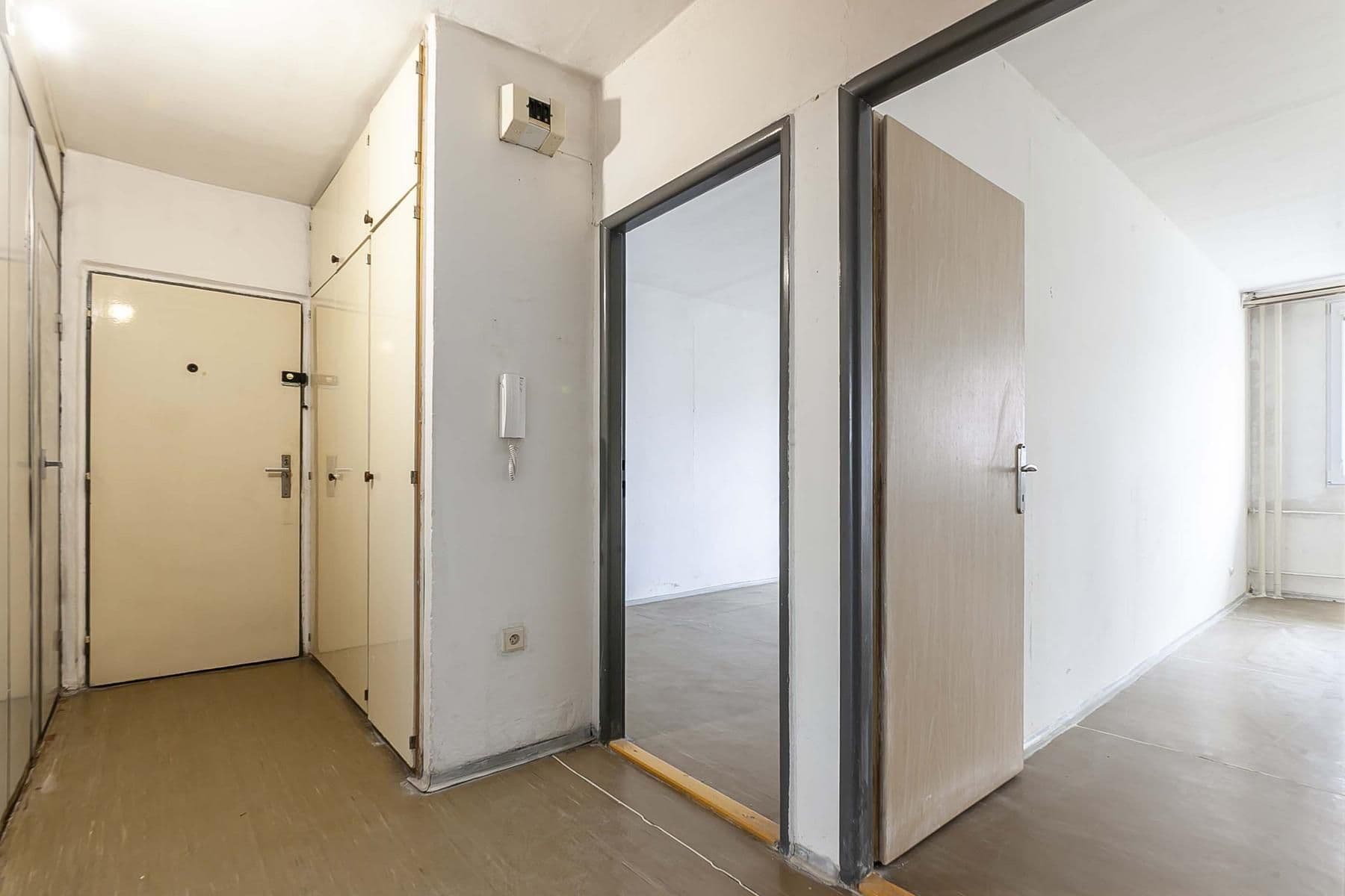 Prodej bytu 3+1 75 m², Tádžická, Praha, Praha Prodej bytu 3+1 75 m², Tádžická, Praha, Praha