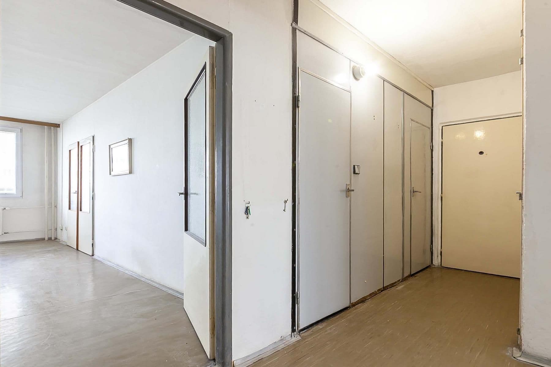 Prodej bytu 3+1 75 m², Tádžická, Praha, Praha Prodej bytu 3+1 75 m², Tádžická, Praha, Praha
