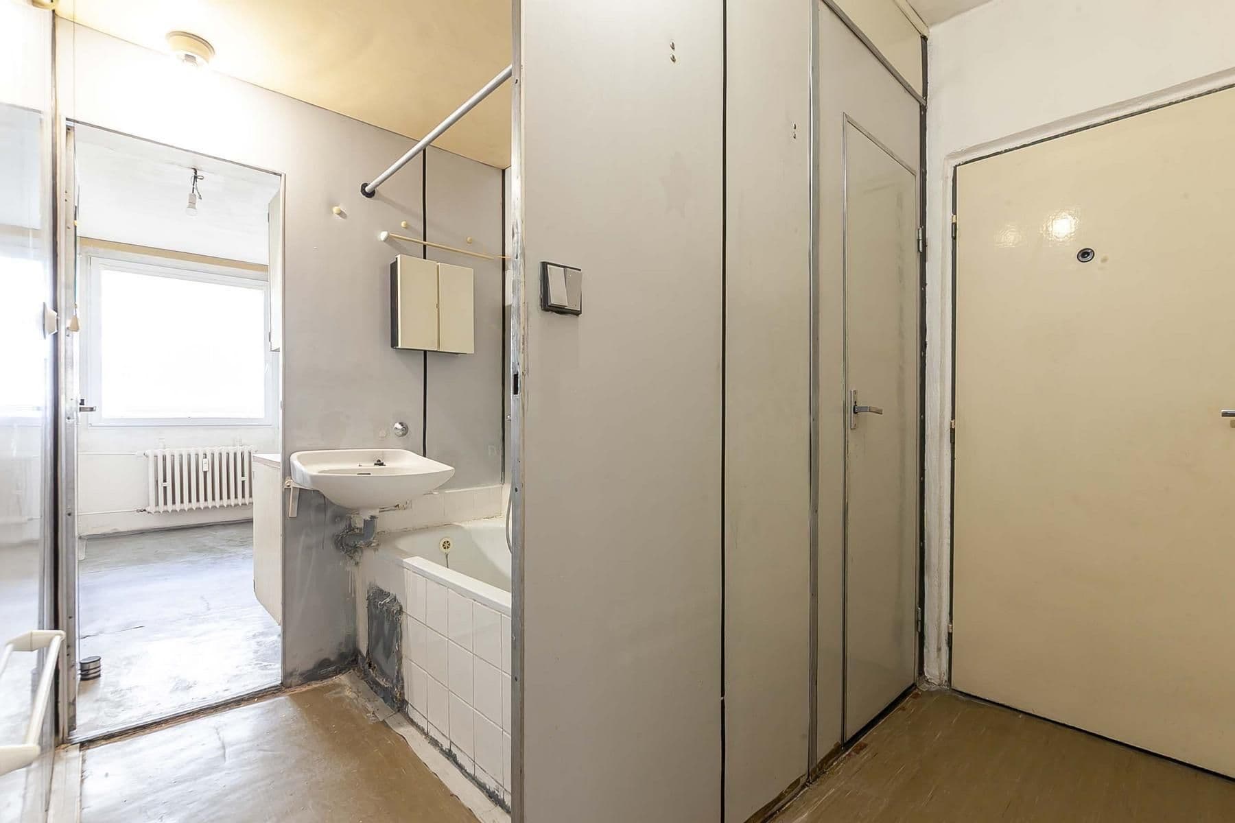 Prodej bytu 3+1 75 m², Tádžická, Praha, Praha Prodej bytu 3+1 75 m², Tádžická, Praha, Praha