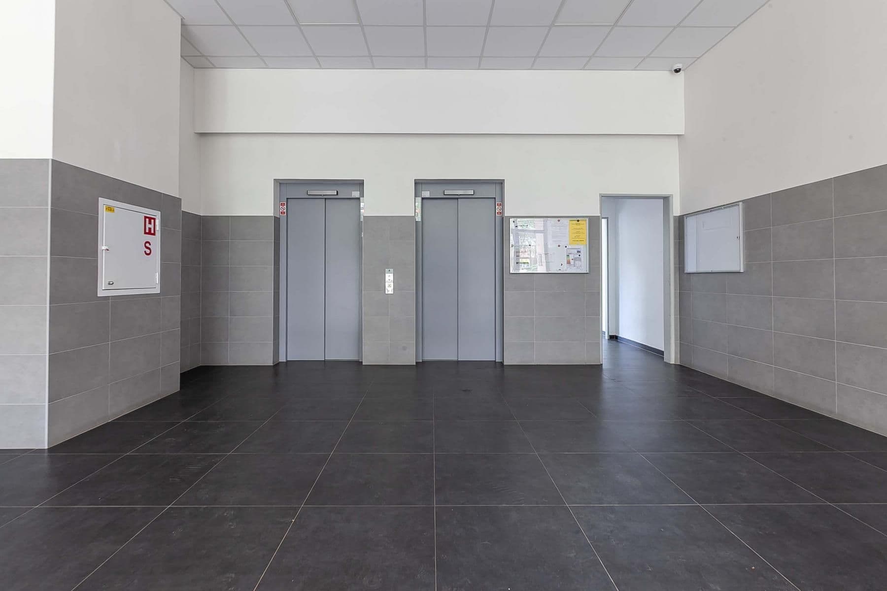 Prodej bytu 3+1 75 m², Tádžická, Praha, Praha Prodej bytu 3+1 75 m², Tádžická, Praha, Praha