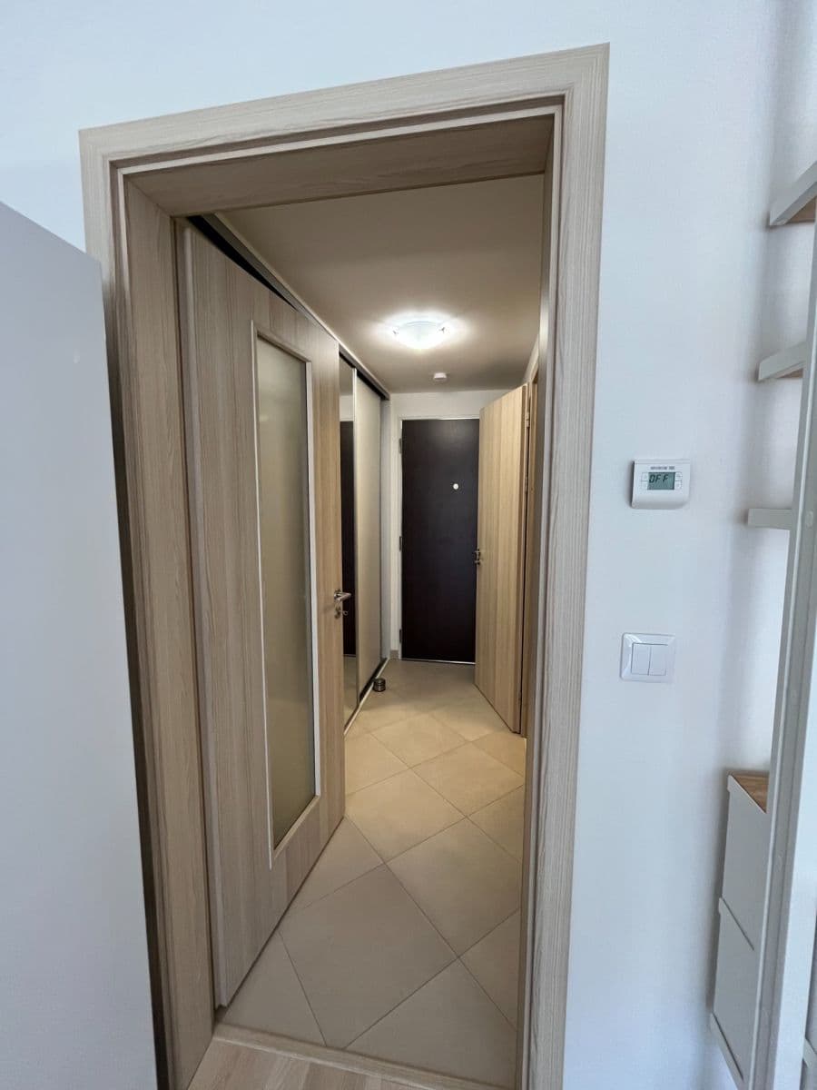 Pronájem bytu 1+kk 29 m², K Metru, Praha, Praha Pronájem bytu 1+kk 29 m², K Metru, Praha, Praha