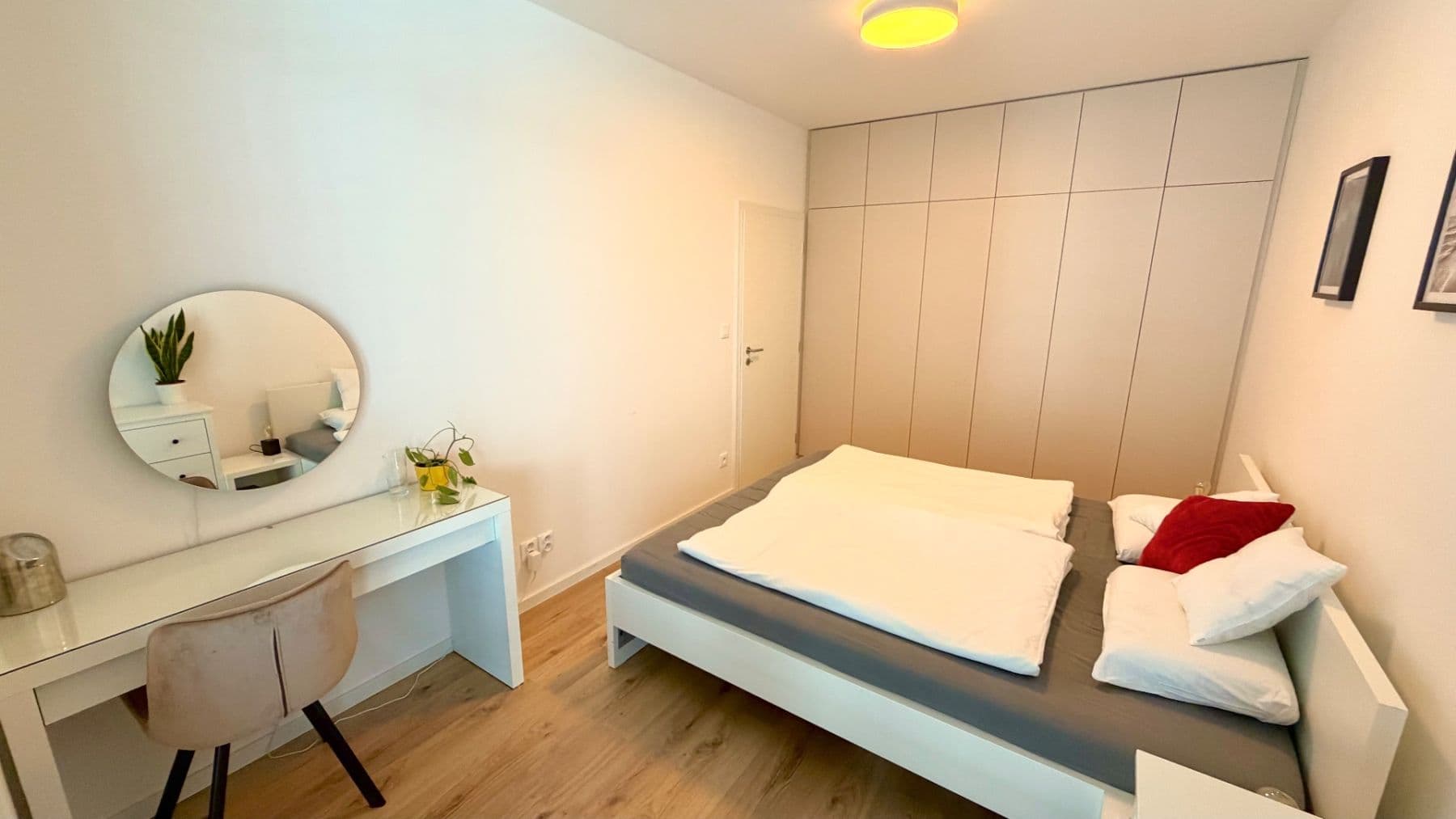 Pronájem bytu 3+kk 82 m², Vrbenská, České Budějovice, Jihočeský kraj Pronájem bytu 3+kk 82 m², Vrbenská, České Budějovice, Jihočeský kraj