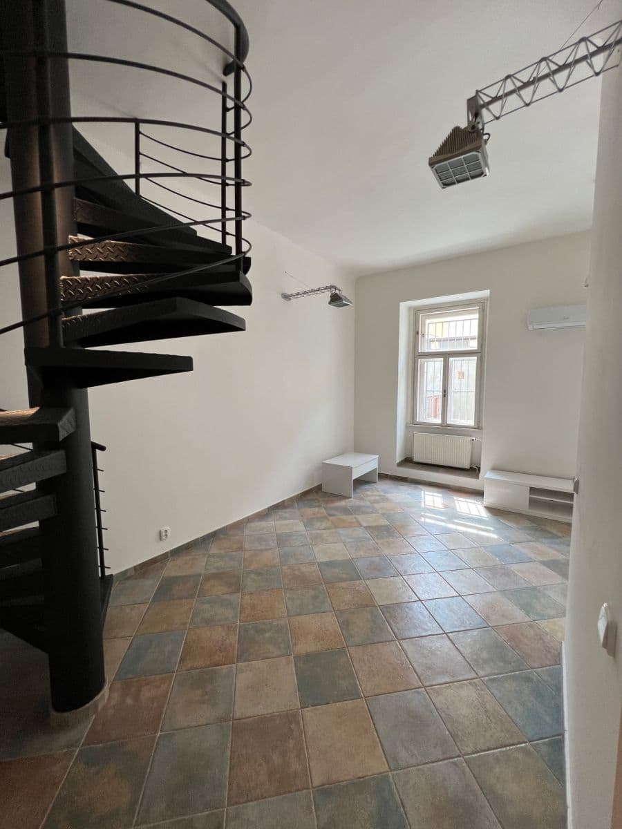 Pronájem bytu 1+kk 36 m², Heřmanova, Praha, Praha Pronájem bytu 1+kk 36 m², Heřmanova, Praha, Praha