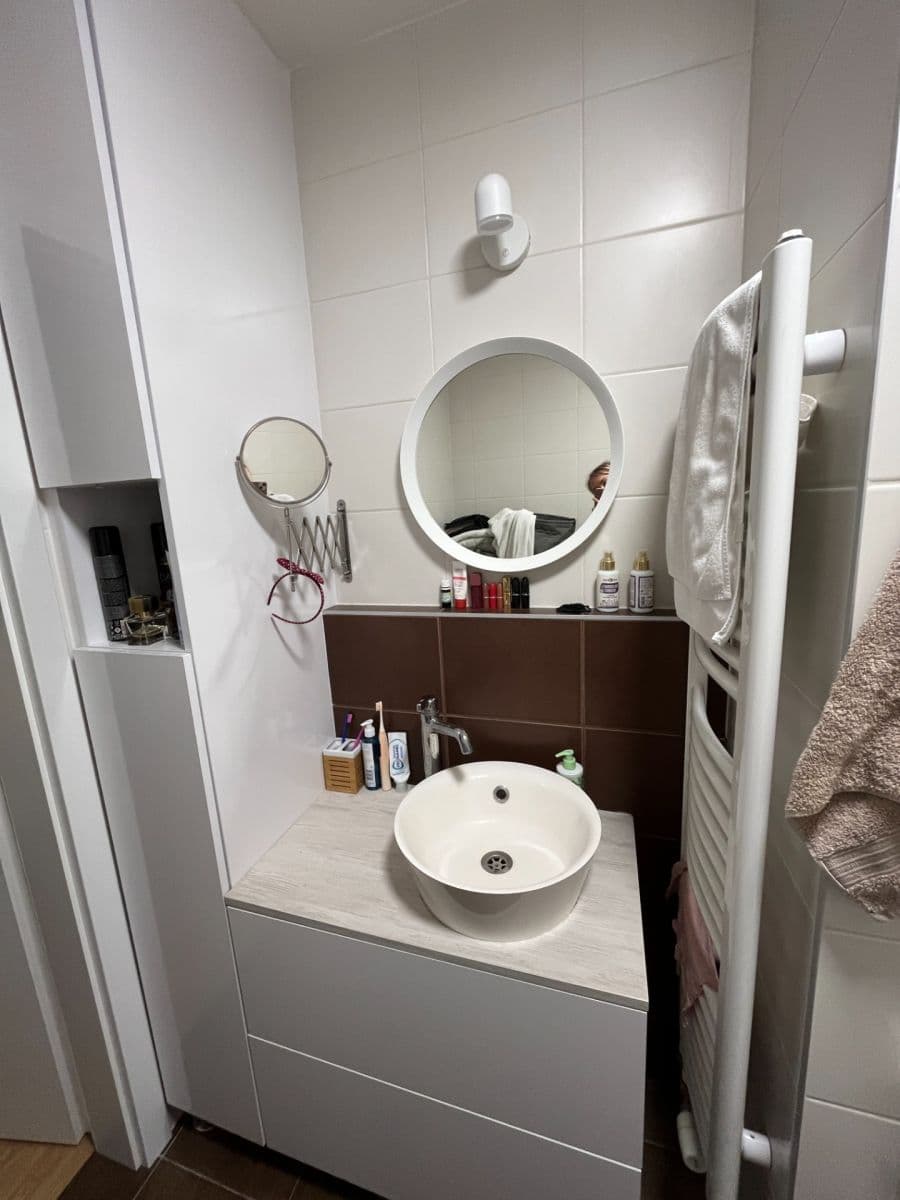 Pronájem bytu 2+kk 58 m², U Elektrárny, Vrané nad Vltavou, Středočeský kraj Pronájem bytu 2+kk 58 m², U Elektrárny, Vrané nad Vltavou, Středočeský kraj
