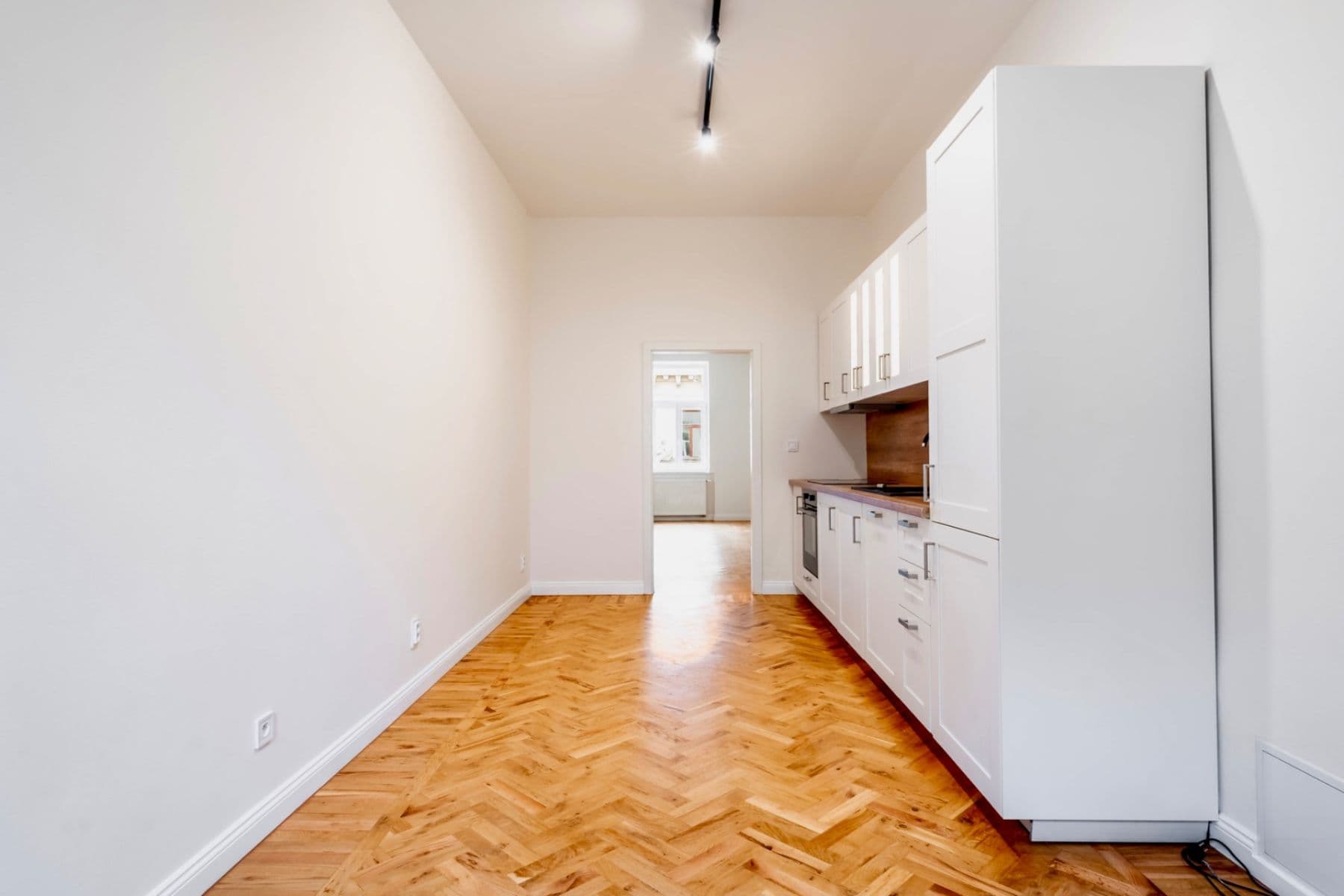 Pronájem bytu 2+kk 44 m², Plzeňská, Praha, Praha Pronájem bytu 2+kk 44 m², Plzeňská, Praha, Praha