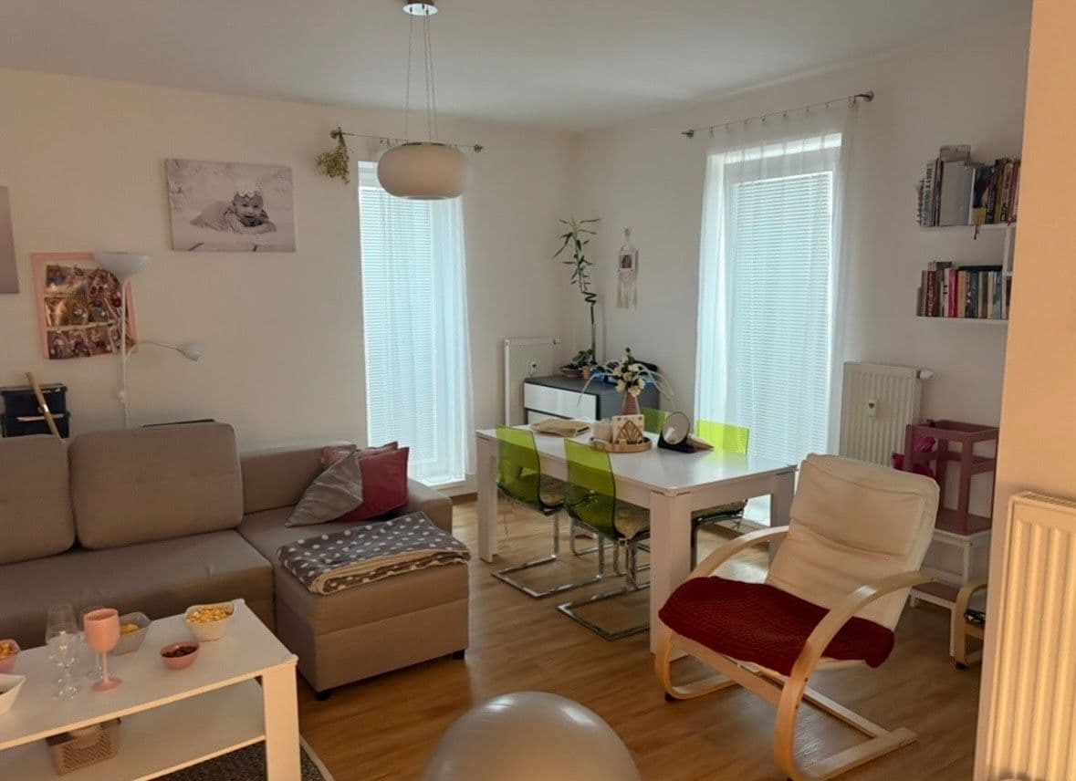 Pronájem bytu 2+kk 69 m², Svémyslice, Středočeský kraj Pronájem bytu 2+kk 69 m², Svémyslice, Středočeský kraj