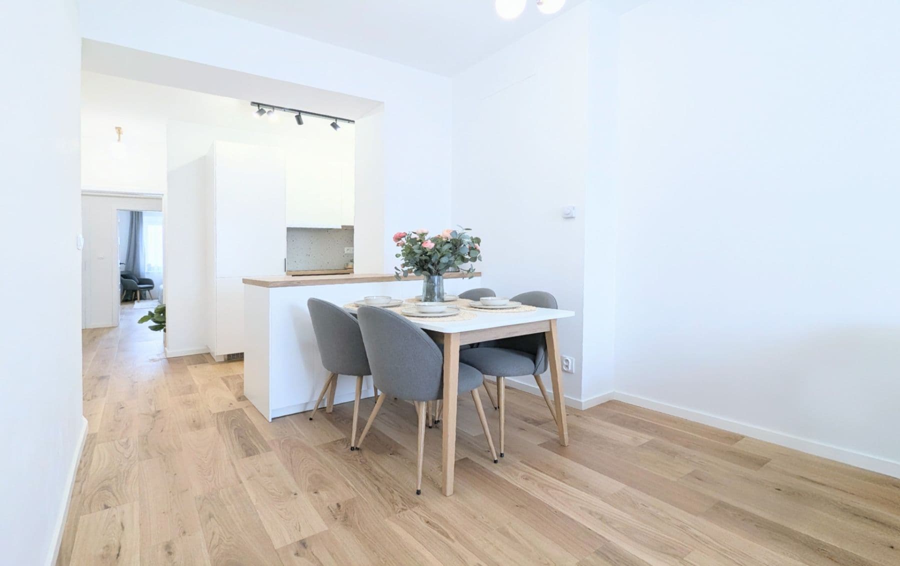Prodej bytu 3+kk 59 m², Petrohradská, Praha, Praha Prodej bytu 3+kk 59 m², Petrohradská, Praha, Praha