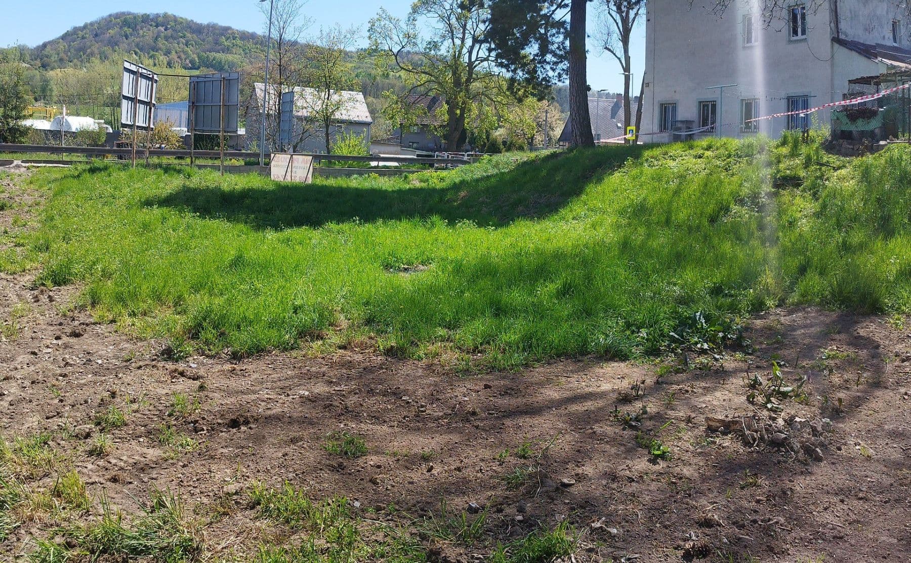 Prodej pozemku 877 m², Libouchec, Ústecký kraj Prodej pozemku 877 m², Libouchec, Ústecký kraj