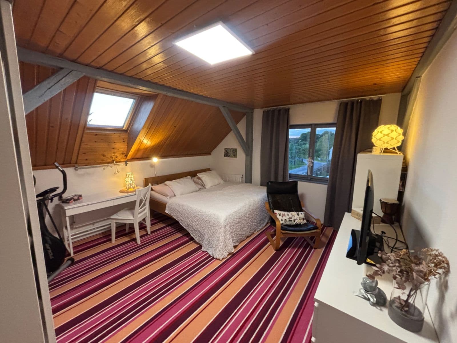 Prodej domu 218 m², pozemek 1.314 m², Chocnějovice, Středočeský kraj Prodej domu 218 m², pozemek 1.314 m², Chocnějovice, Středočeský kraj