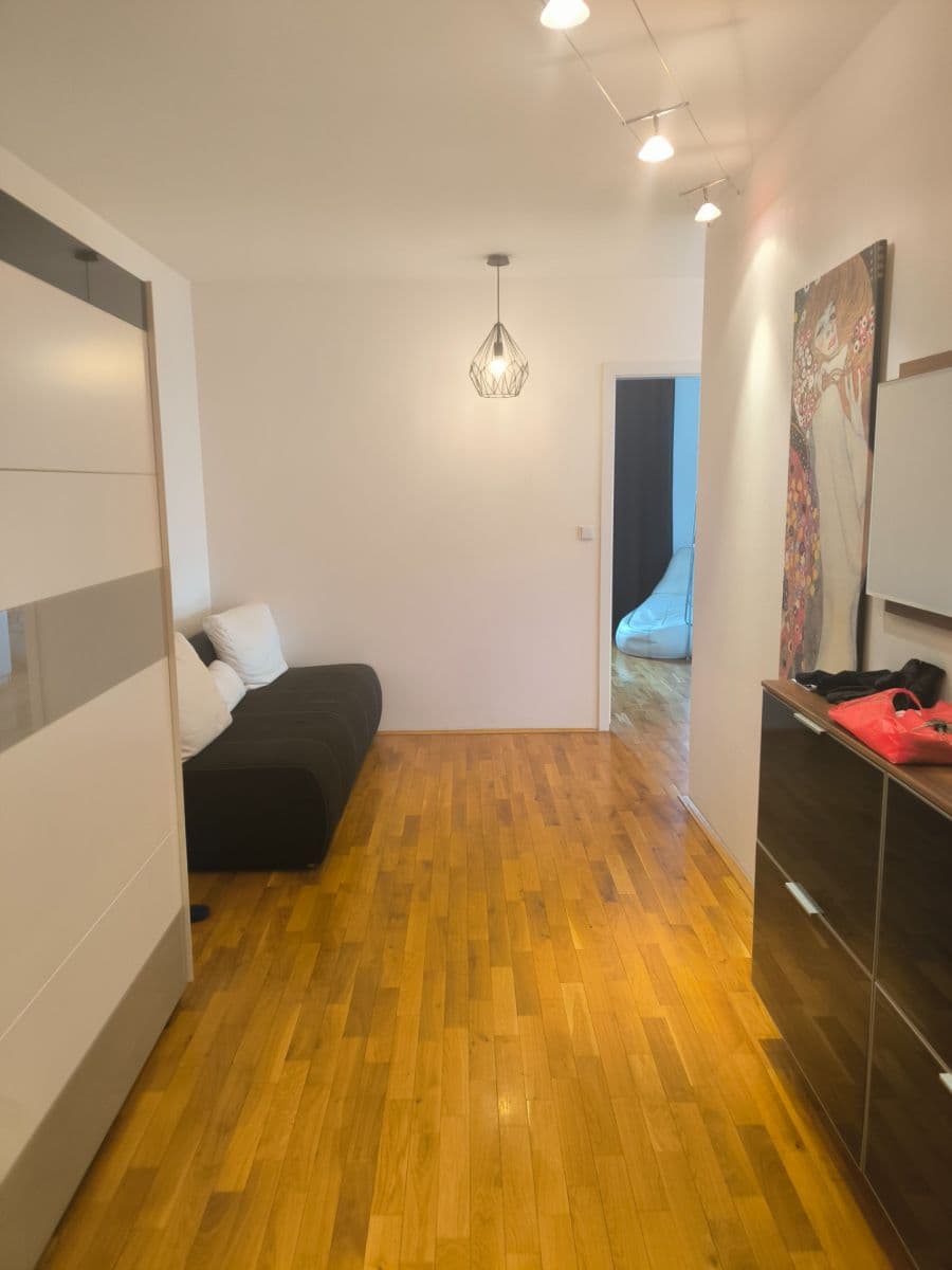 Prodej bytu 3+kk 86 m², Havlíčkovo náměstí, Praha, Praha Prodej bytu 3+kk 86 m², Havlíčkovo náměstí, Praha, Praha