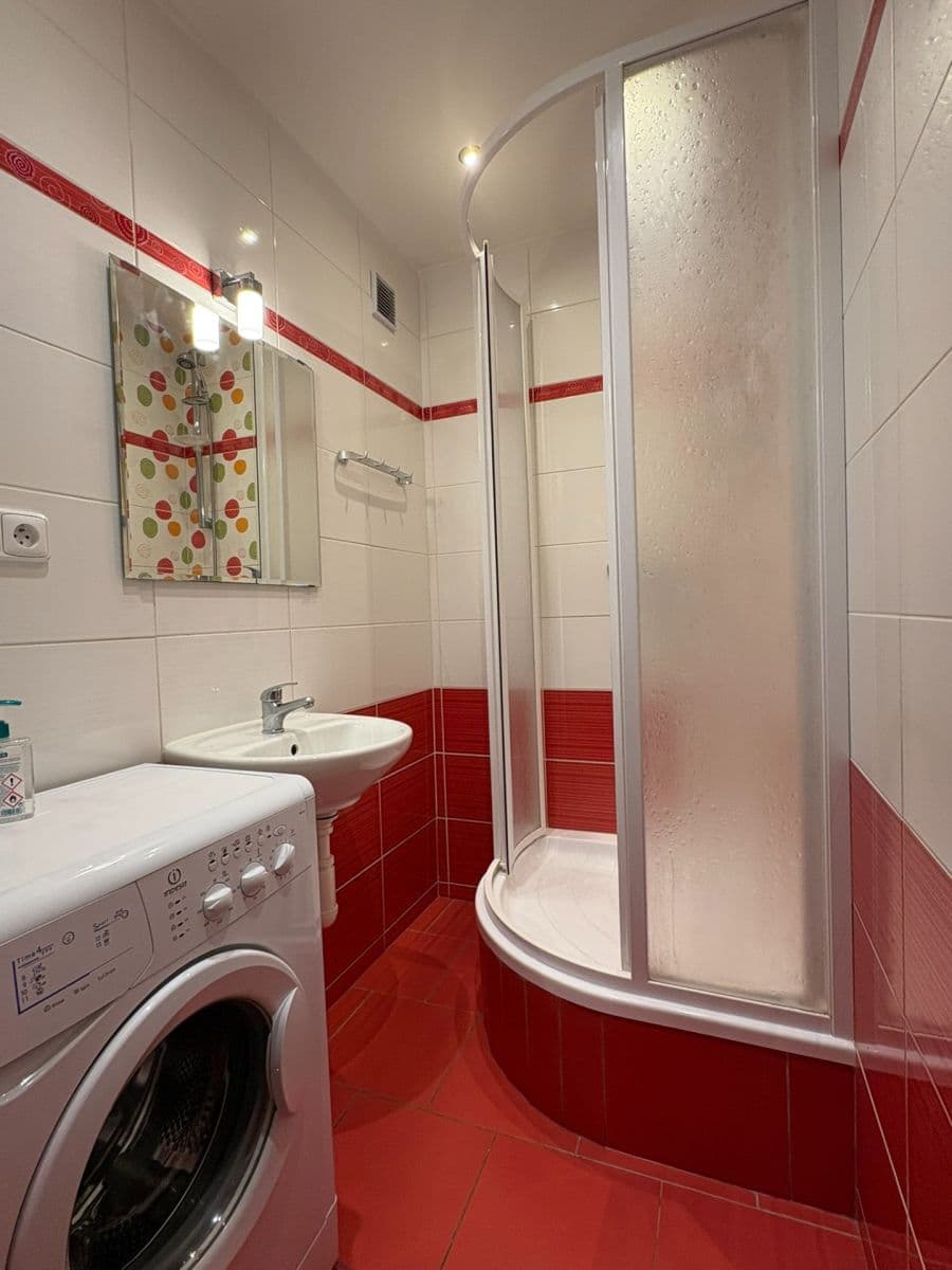 Pronájem bytu 2+kk 45 m², Kettnerova, Praha, Praha Pronájem bytu 2+kk 45 m², Kettnerova, Praha, Praha
