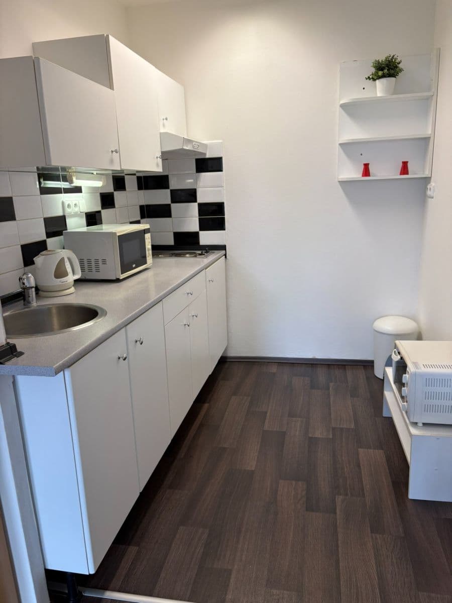 Pronájem bytu 2+kk 45 m², Kettnerova, Praha, Praha Pronájem bytu 2+kk 45 m², Kettnerova, Praha, Praha