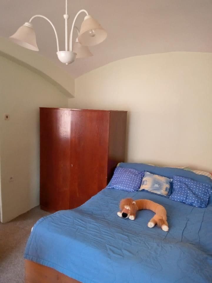 Pronájem bytu 2+1 60 m², Mezouň, Středočeský kraj Pronájem bytu 2+1 60 m², Mezouň, Středočeský kraj