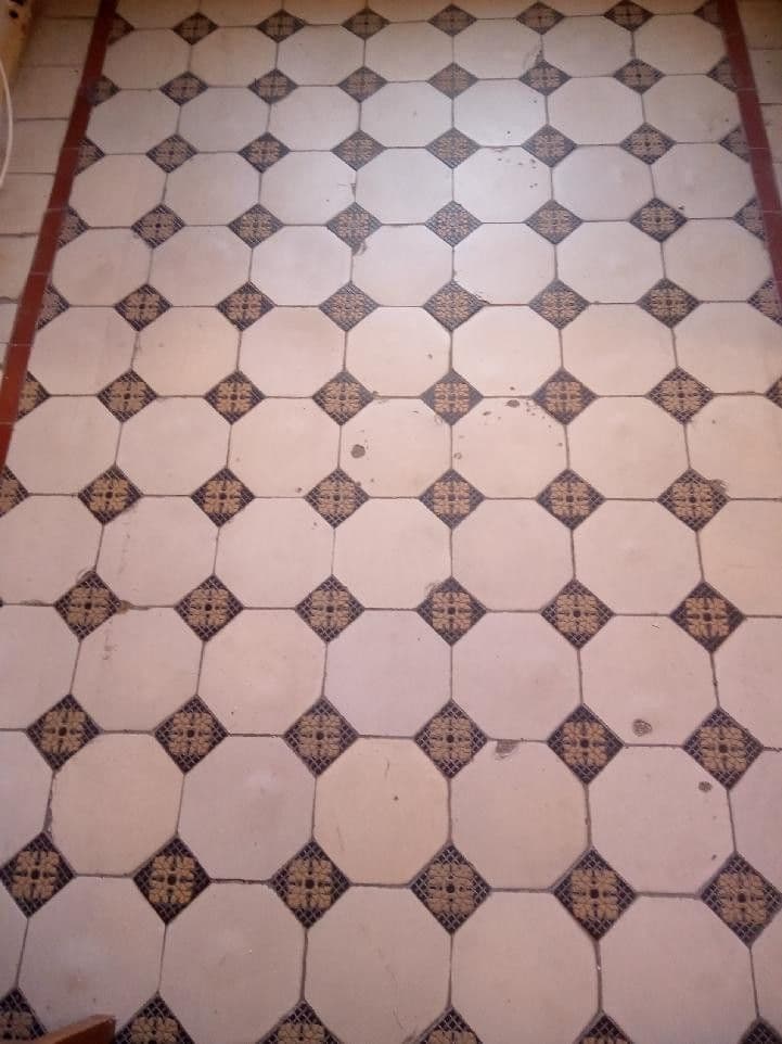 Pronájem bytu 2+1 60 m², Mezouň, Středočeský kraj Pronájem bytu 2+1 60 m², Mezouň, Středočeský kraj