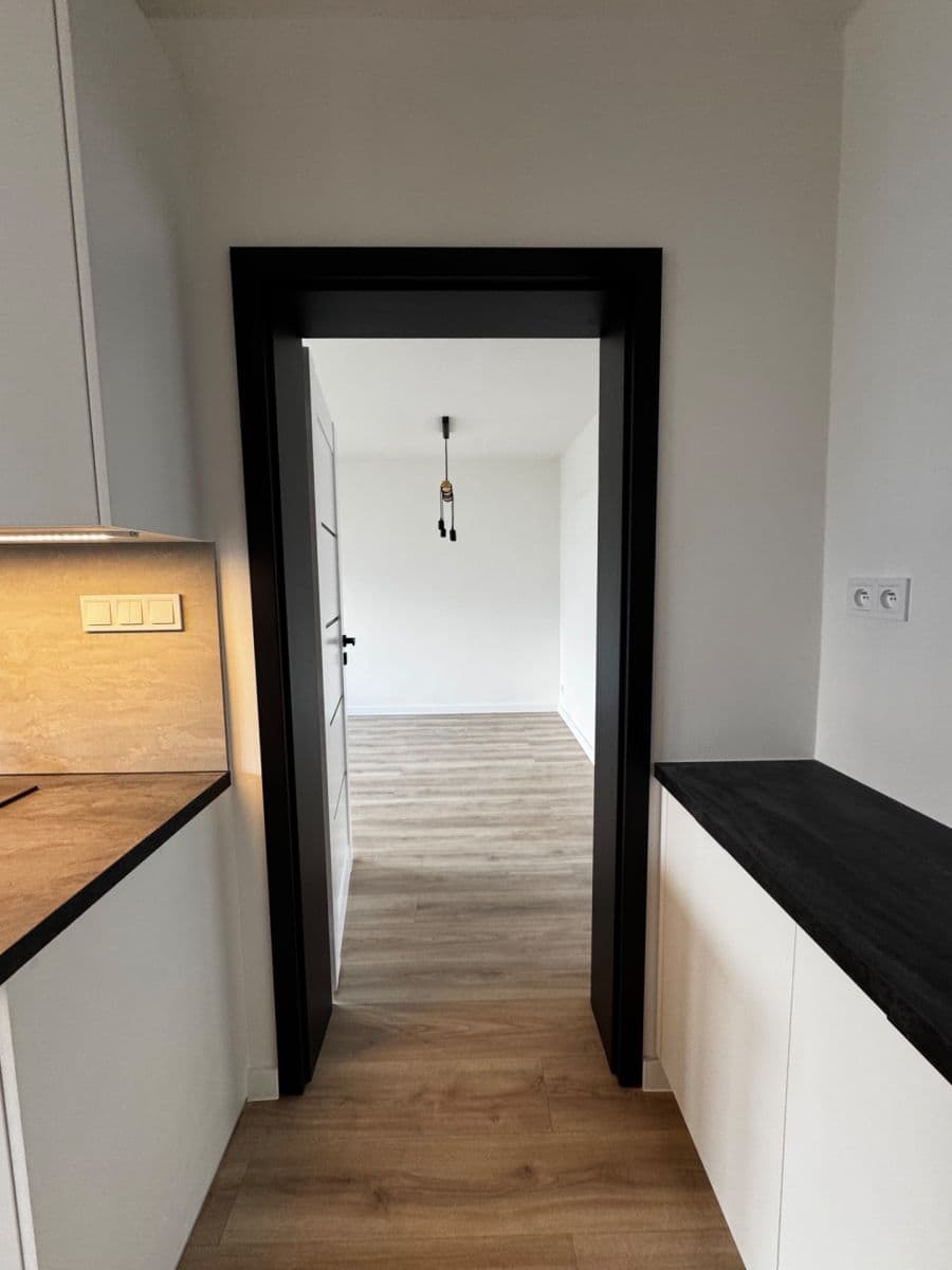 Pronájem bytu 3+1 79 m², Krejčíkova, Plzeň, Plzeňský kraj Pronájem bytu 3+1 79 m², Krejčíkova, Plzeň, Plzeňský kraj