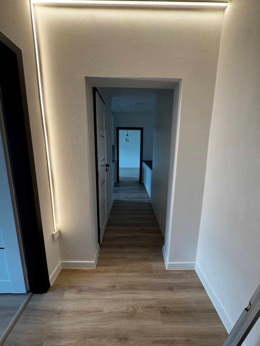 Pronájem bytu 3+1 79 m², Krejčíkova, Plzeň, Plzeňský kraj Pronájem bytu 3+1 79 m², Krejčíkova, Plzeň, Plzeňský kraj