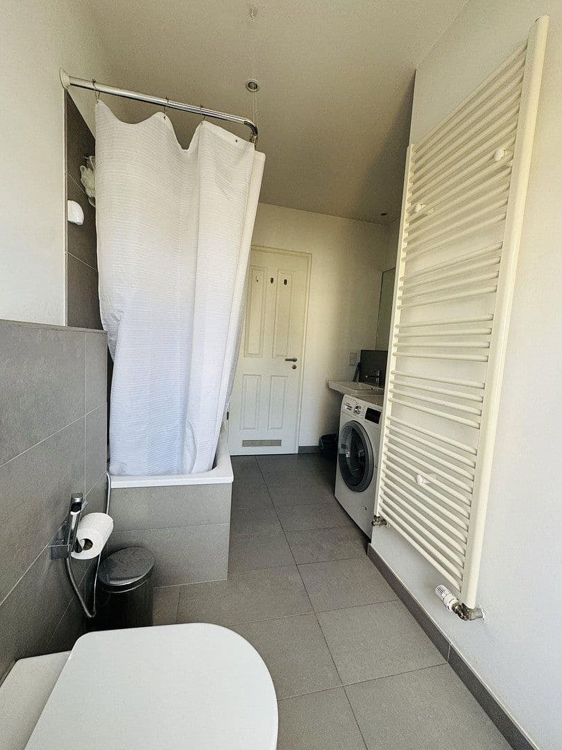 Prodej bytu 2+1 65 m², Gotzkowskystraße 4, Berlin, Berlín Prodej bytu 2+1 65 m², Gotzkowskystraße 4, Berlin, Berlín