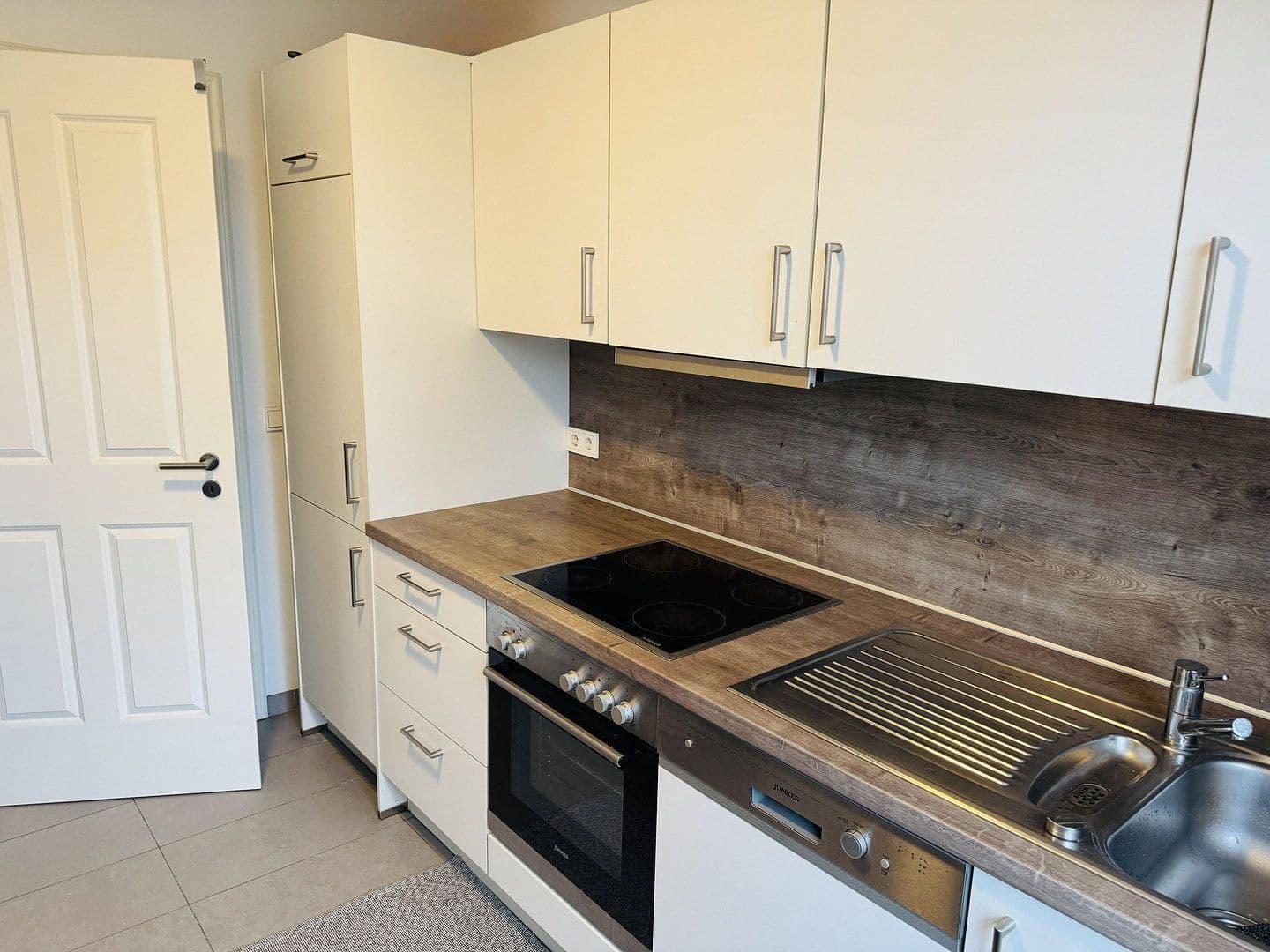 Prodej bytu 2+1 65 m², Gotzkowskystraße 4, Berlin, Berlín Prodej bytu 2+1 65 m², Gotzkowskystraße 4, Berlin, Berlín