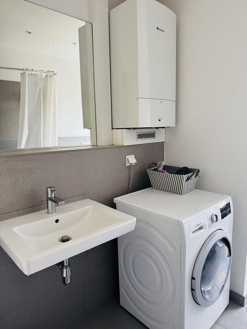 Prodej bytu 2+1 65 m², Gotzkowskystraße 4, Berlin, Berlín Prodej bytu 2+1 65 m², Gotzkowskystraße 4, Berlin, Berlín